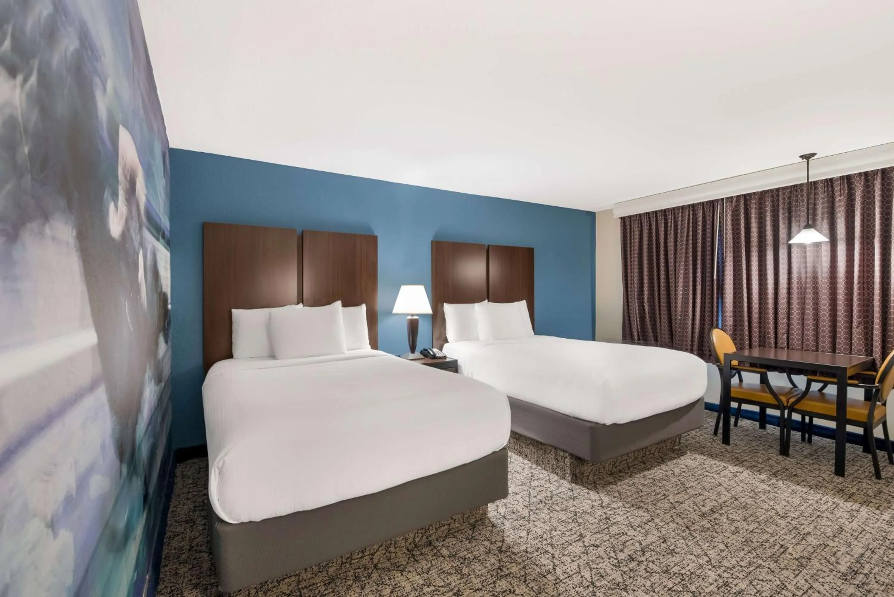 Double Room with Two Double Beds - Disability Access/Smoking in Best Western Winners Circle