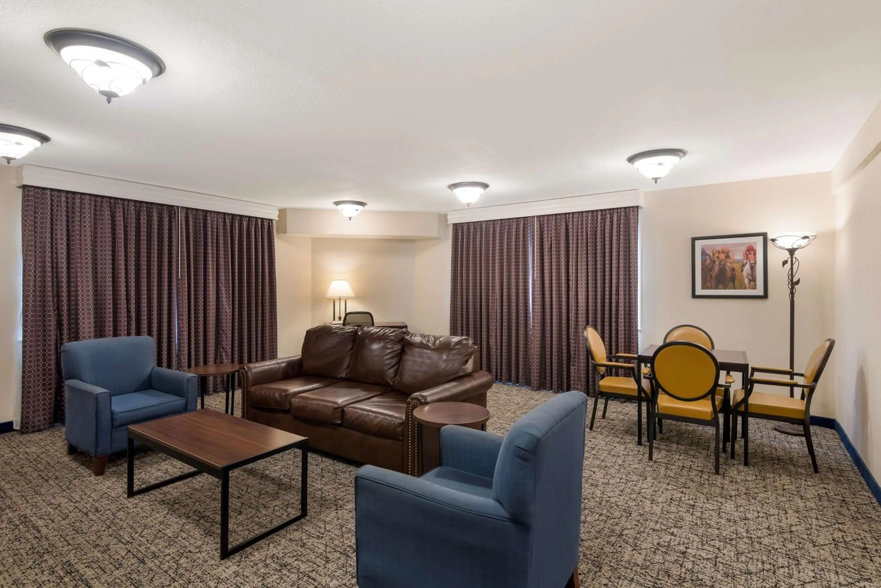 Family Suite with Two King Beds in Best Western Winners Circle