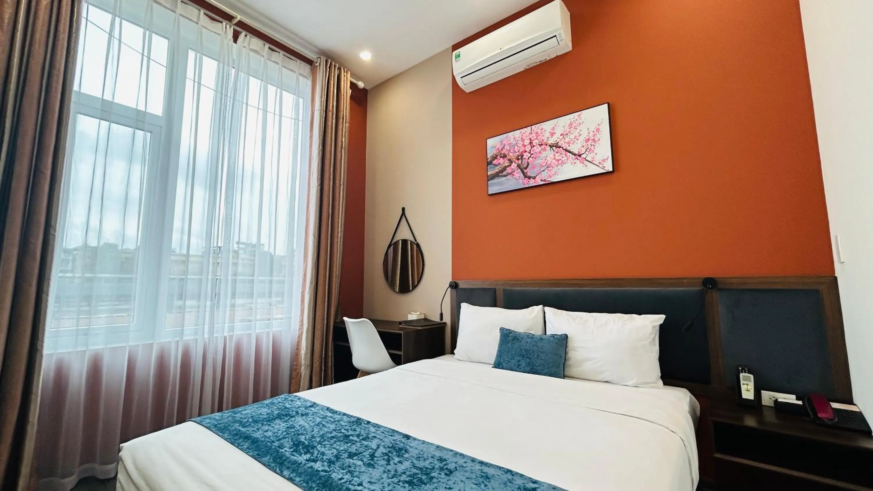 Superior Double Room in Mango Hotel - Le Duan