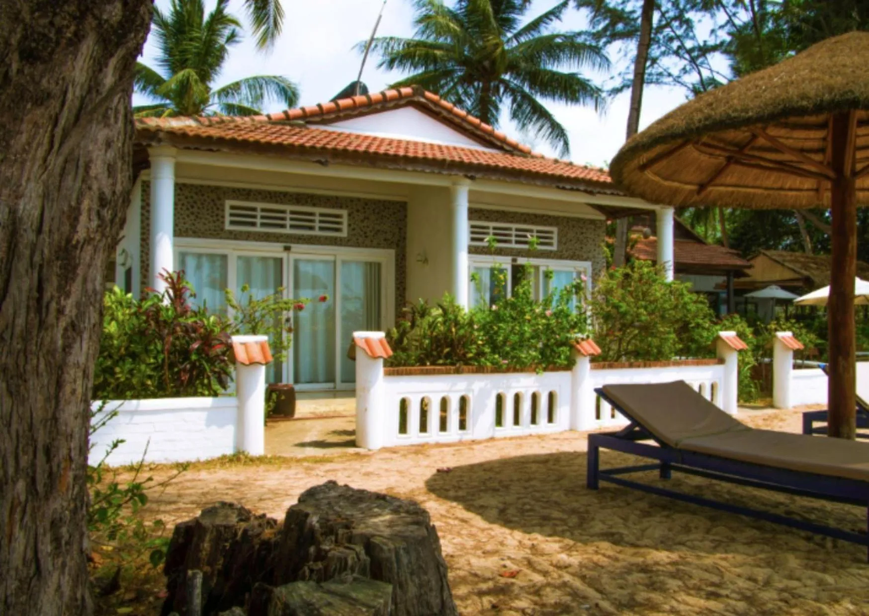 Double Room - Beachfront in Bamboo Cottages