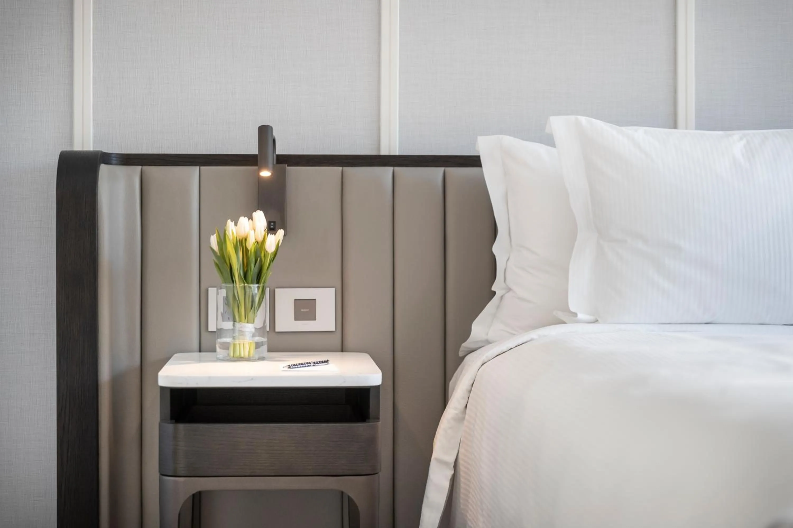 Premier Twin with 2 Double Beds Pinnacle Tower in Cordis, Auckland by Langham Hospitality Group