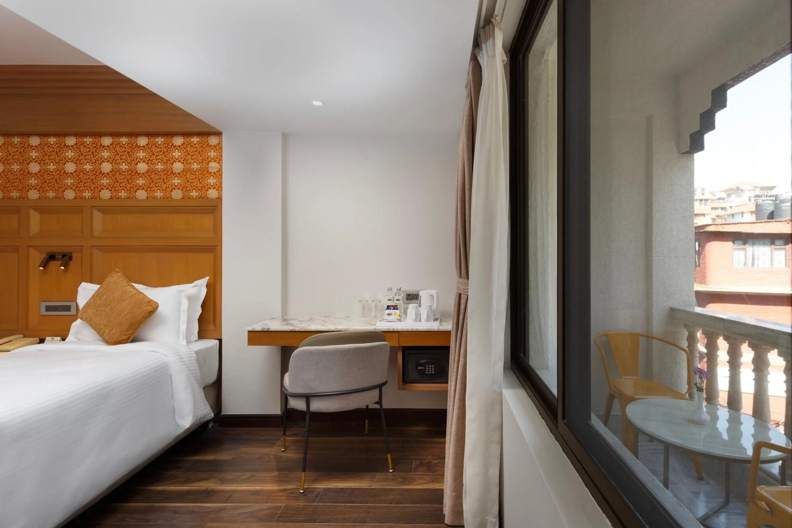 Deluxe Double or Twin Room in Hotel Tibet