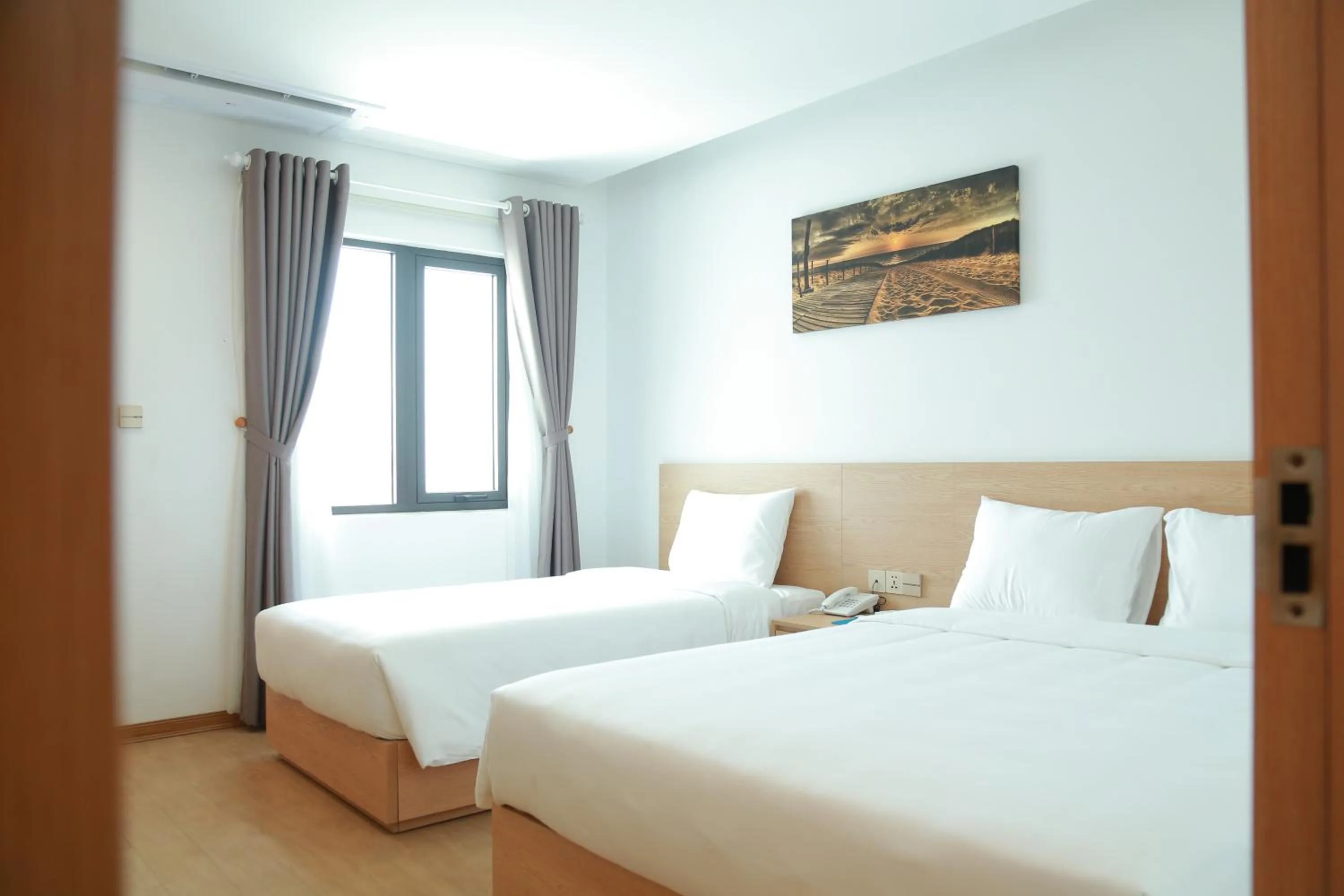 Triple Room with City View in Gold Boutique Hotel Danang
