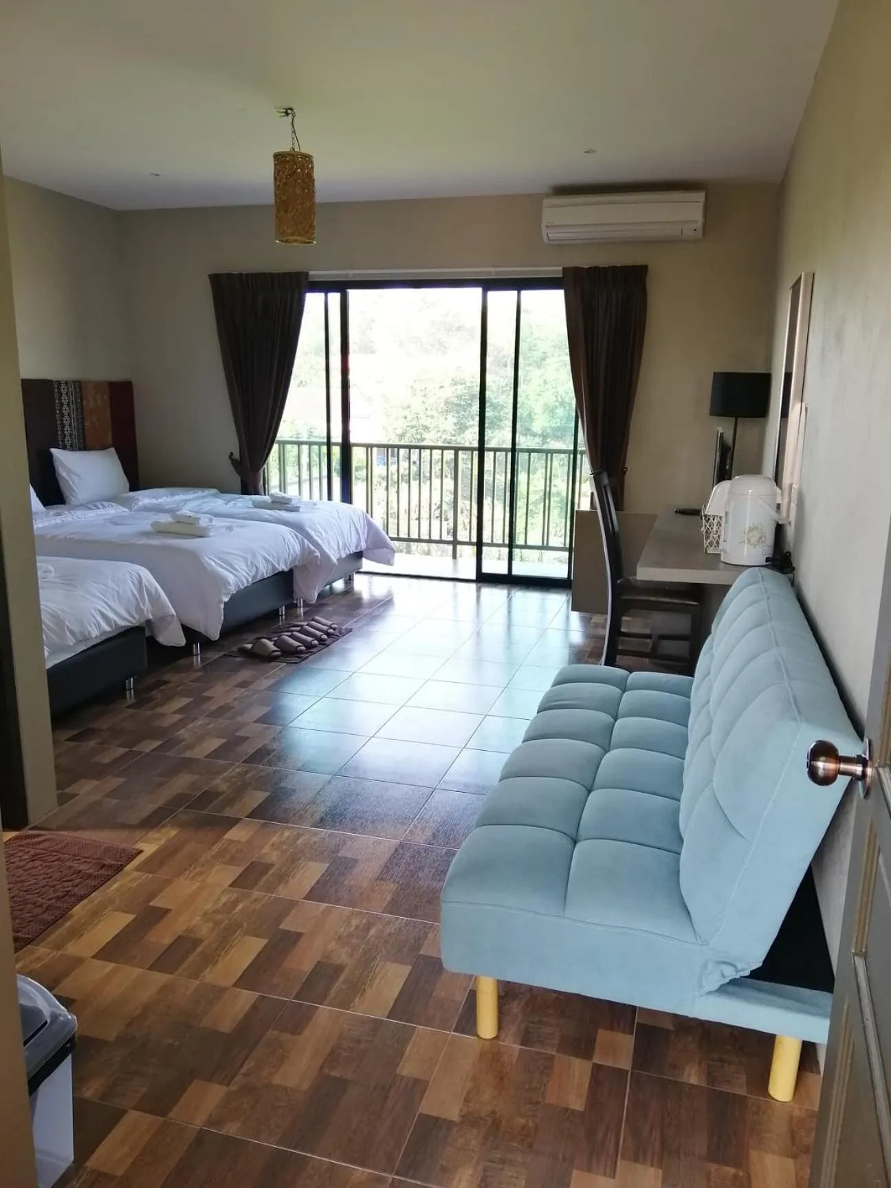 Triple Room with Mountain View in Thanburi resort
