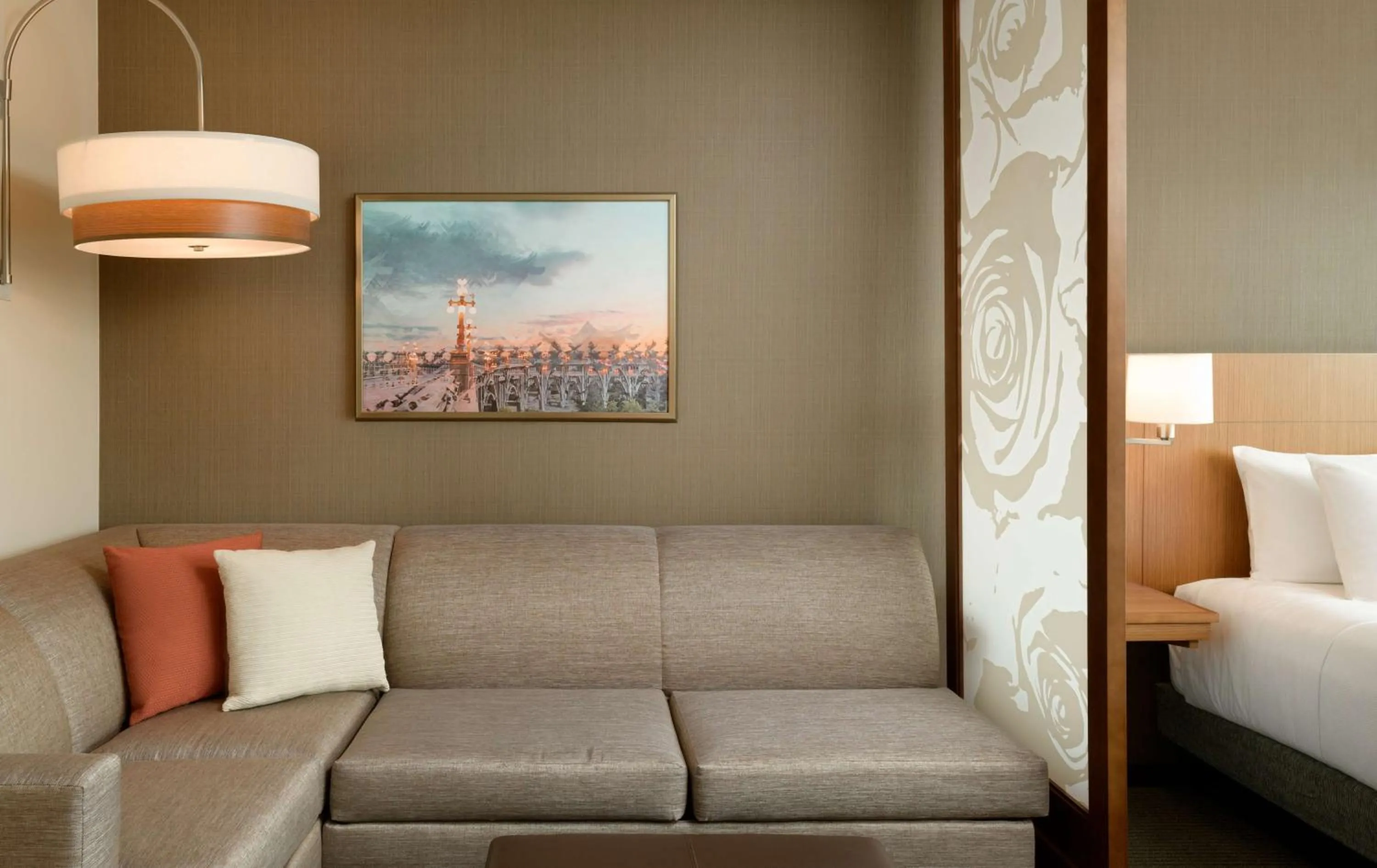 One-Bedroom King Suite with Sofa Bed in Hyatt Place Pasadena