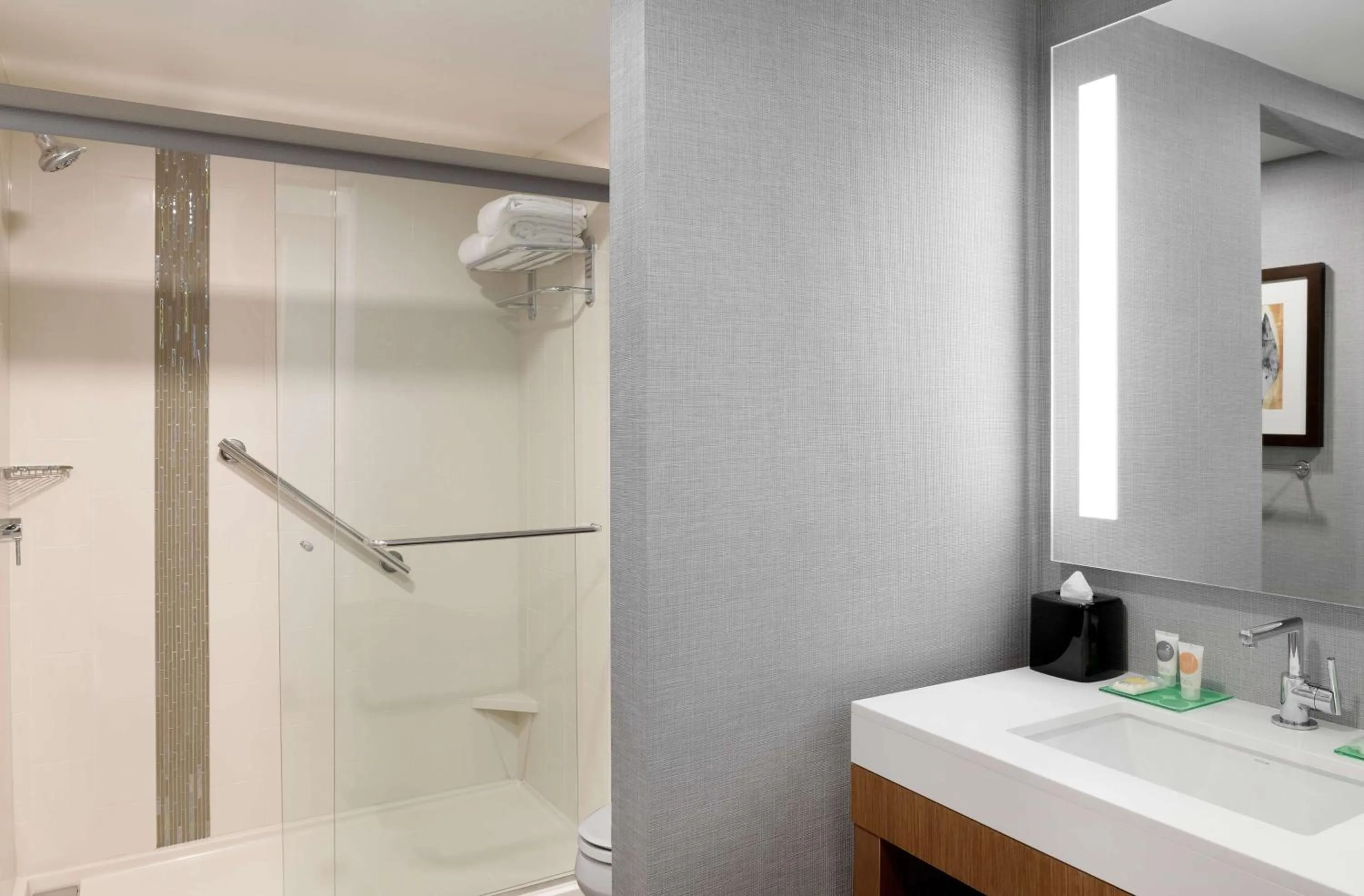 King Room with Sofa Bed - High Floor in Hyatt Place Pasadena