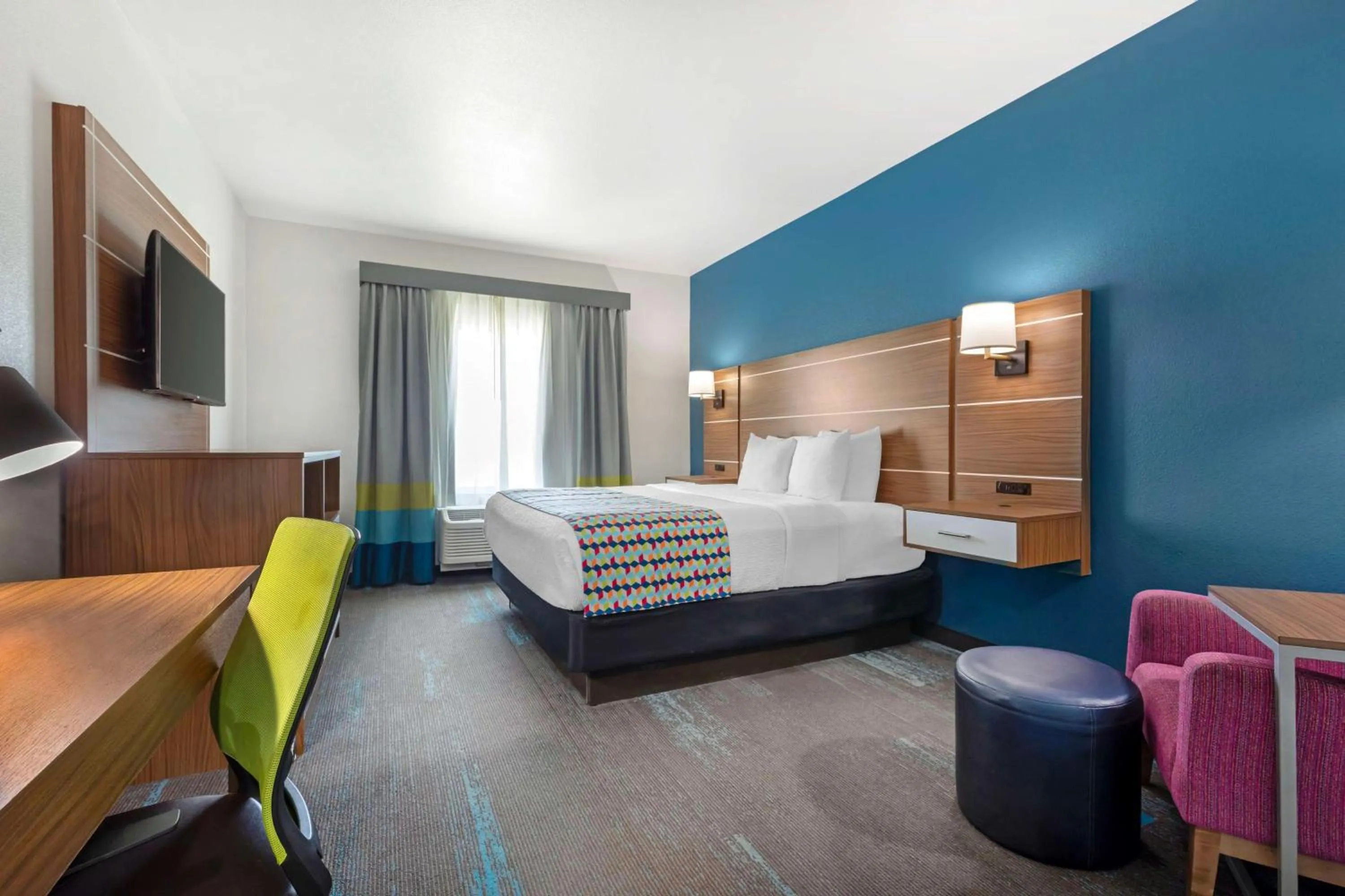 King Room - Non-Smoking in Best Western Plus Medical Center