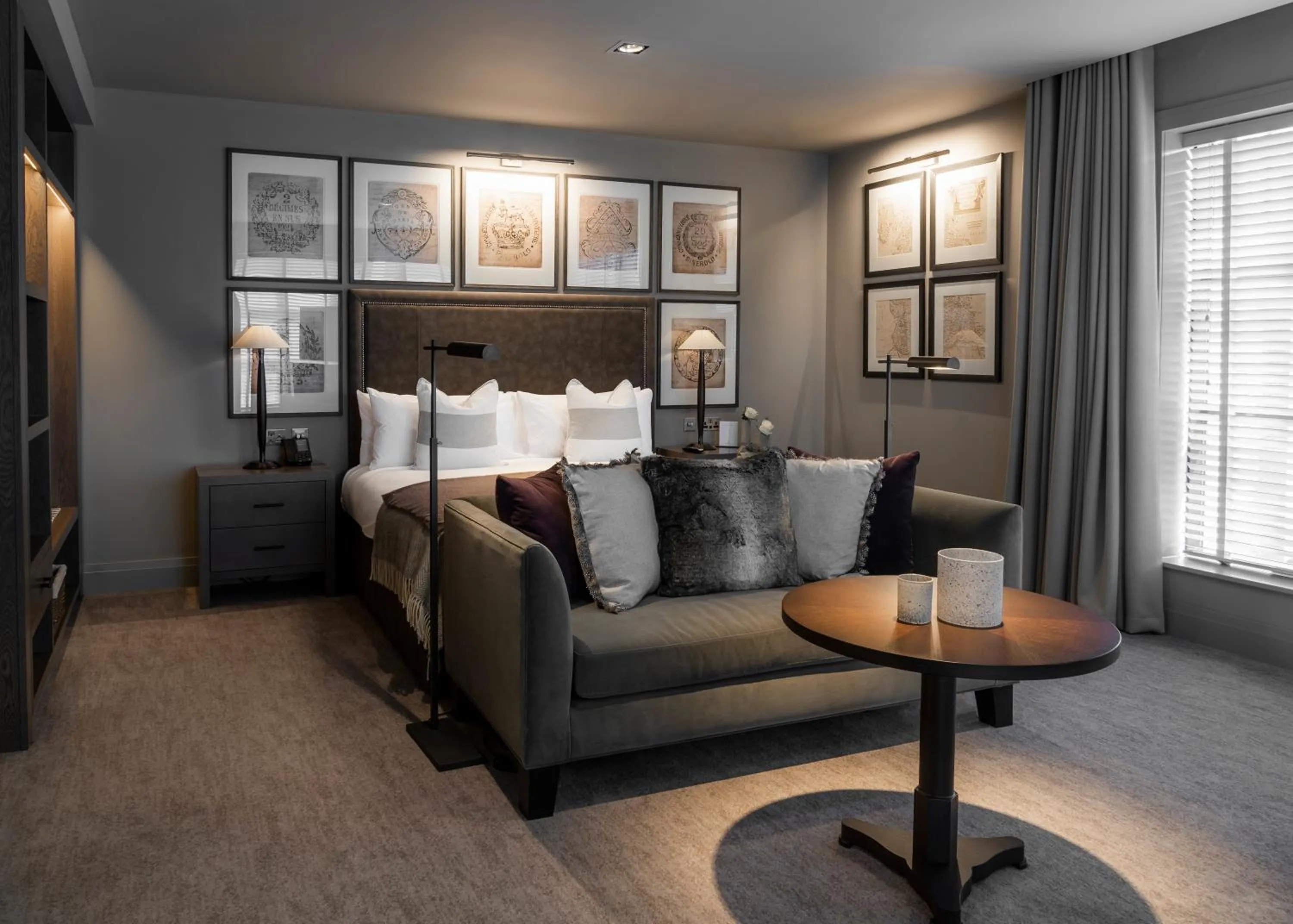 Suite in Dakota Manchester