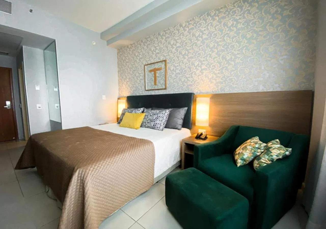 Deluxe Room - single occupancy in Hotel Rainha do Brasil