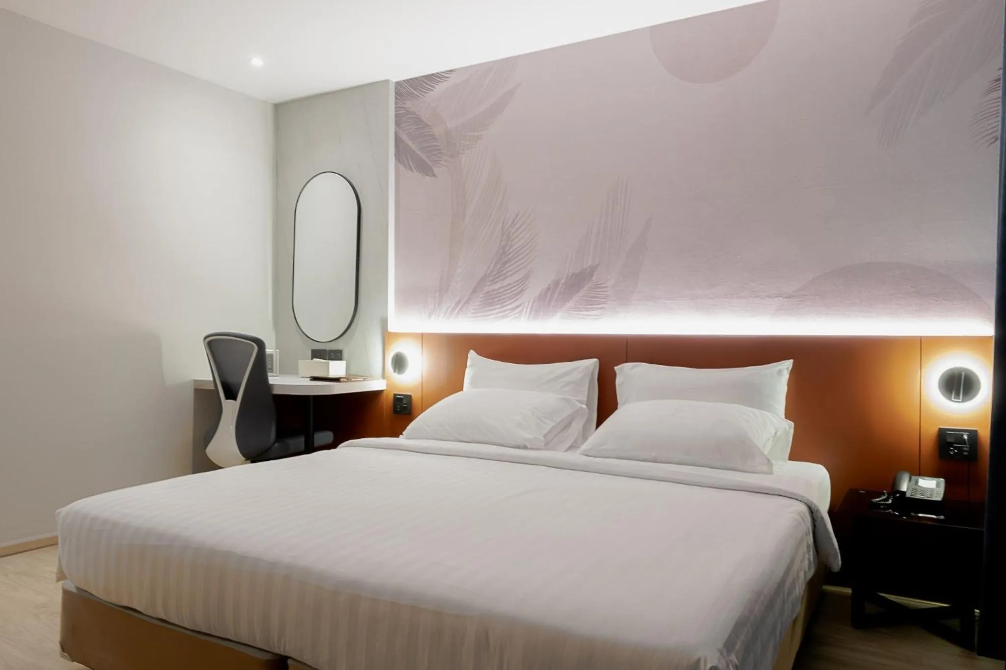 Standard Double Room in Buri Sriphu Hotel