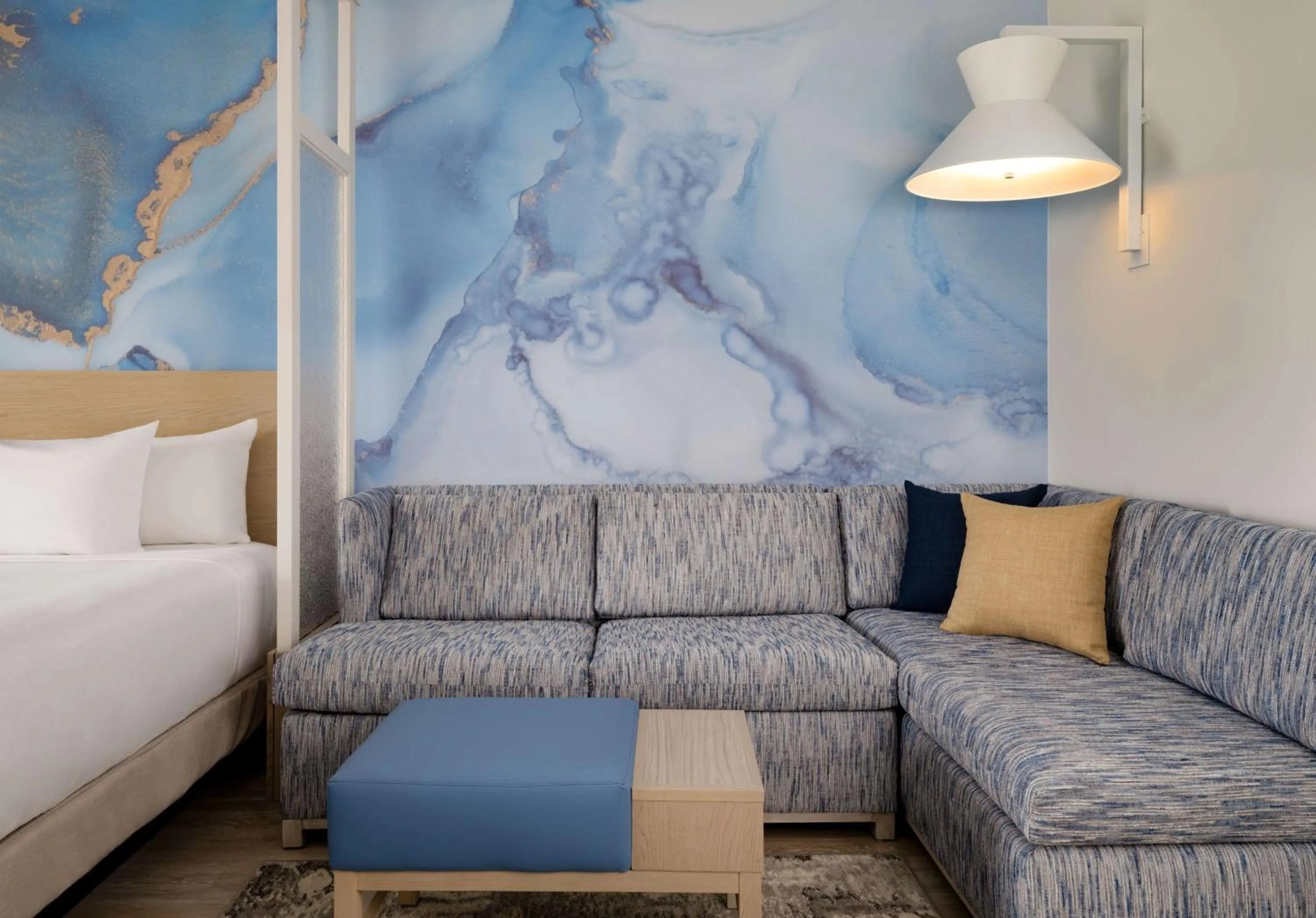 Queen Room with Two Queen Beds and Roll-In Shower - Disability Access in Hyatt Place Delray Beach