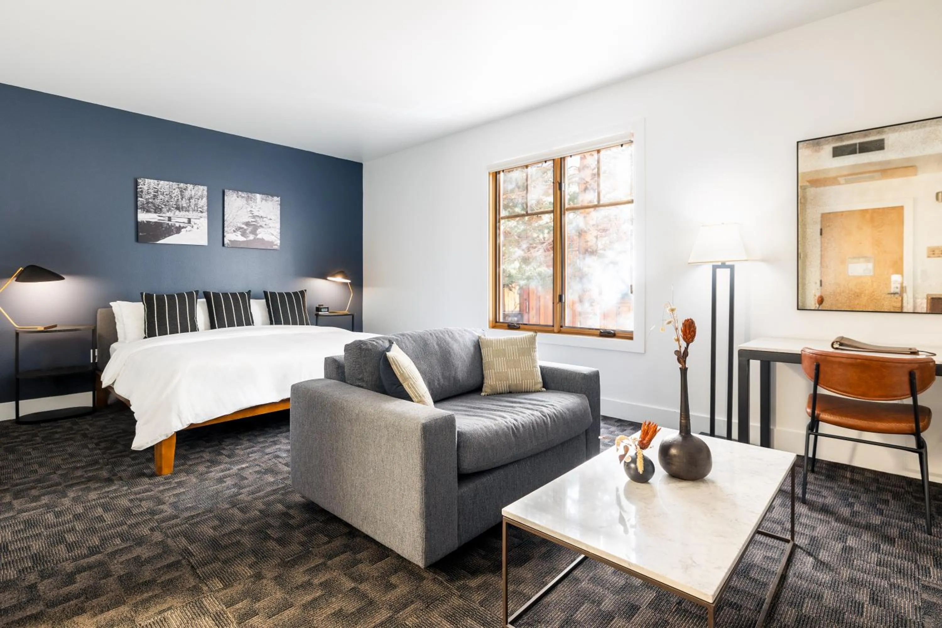 DELUXE POWDER HOUND | KING + TWIN SLEEPER in Gravity Haus Truckee-Tahoe
