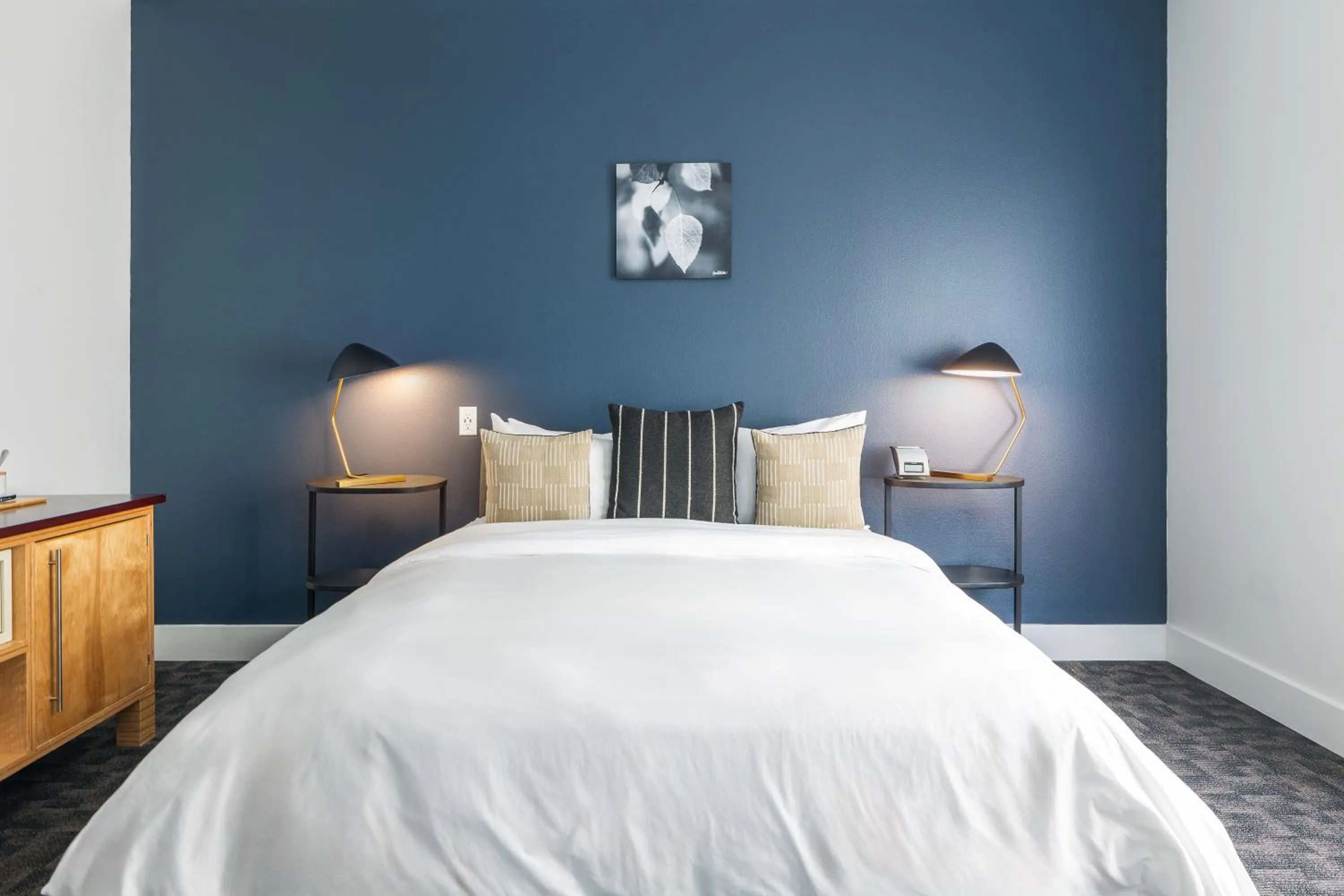 RAMBLER ADA | SINGLE QUEEN ADA in Gravity Haus Truckee-Tahoe