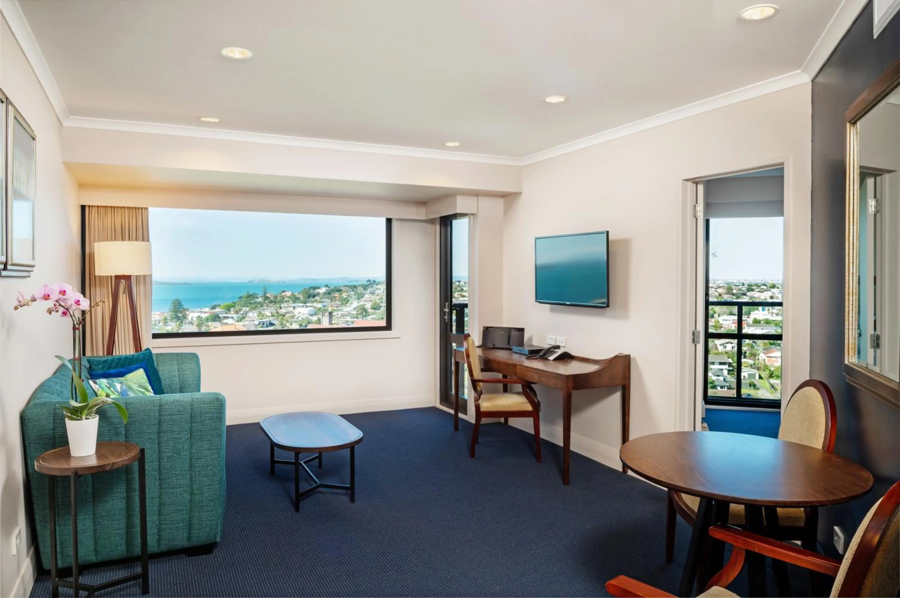 Suite with Balcony in The Spencer Hotel