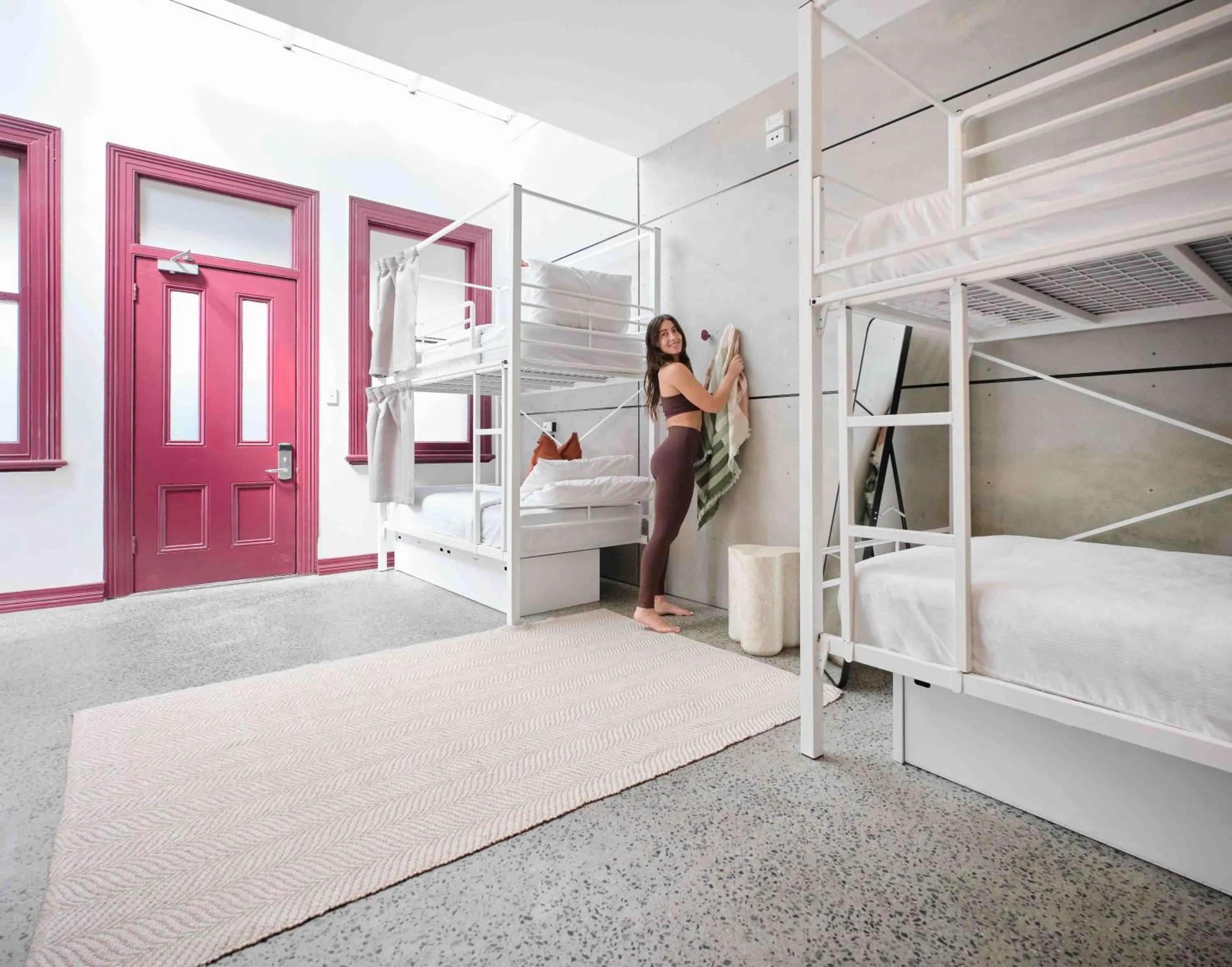 Bed in 6-Bed Mixed Dormitory Room with Private Bathroom in The Village Surry Hills