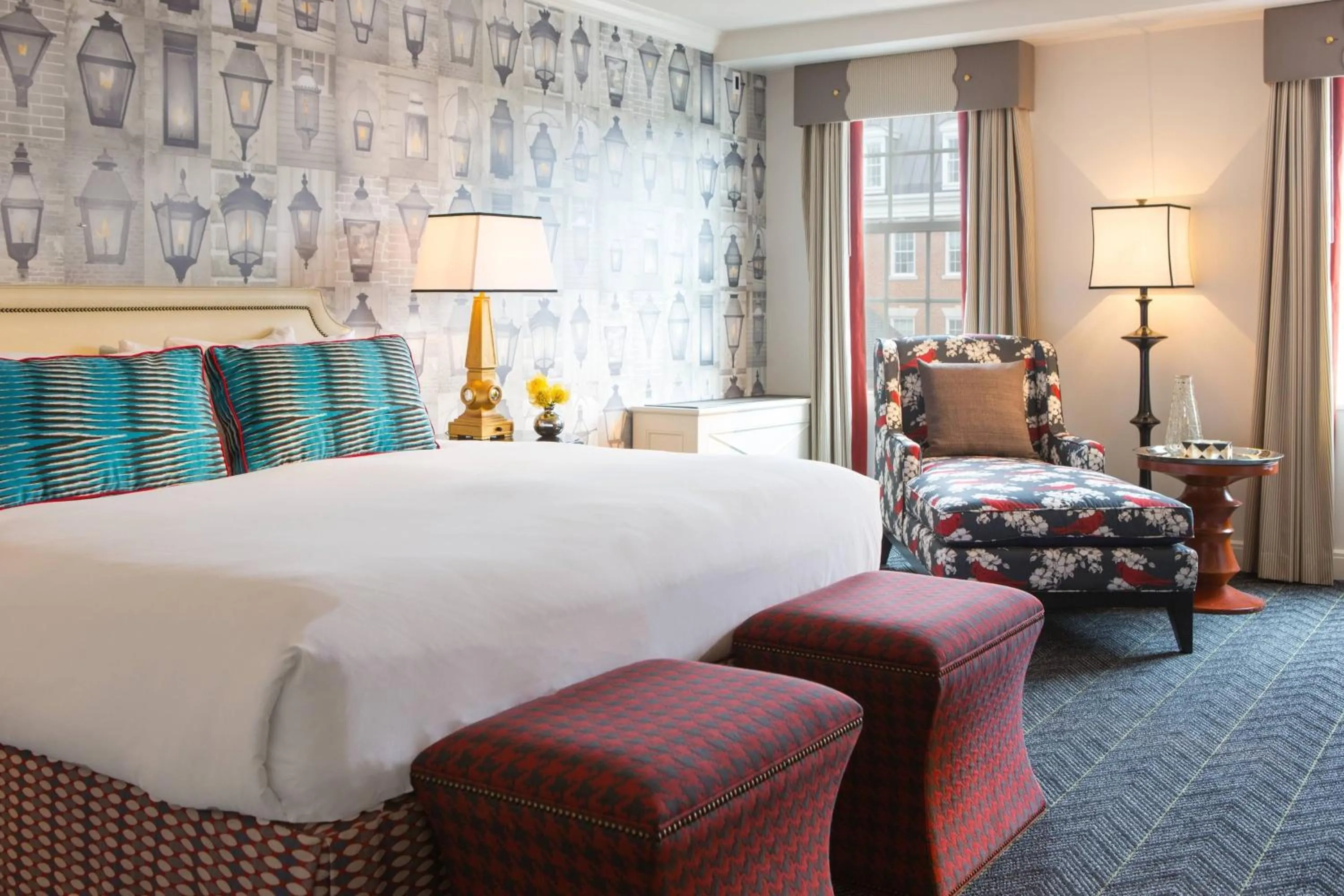 Deluxe King Room with Adapted Tub - Mobility Accessible in The Alexandrian Old Town Alexandria, Autograph Collection