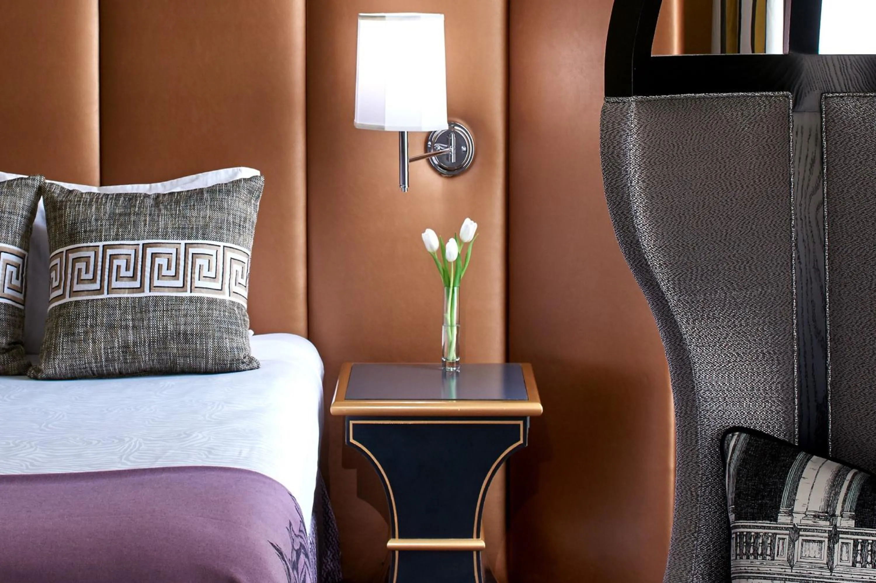 King Room with Tub - Communication Mobility Accessible in Kimpton Hotel Monaco Washington DC by IHG