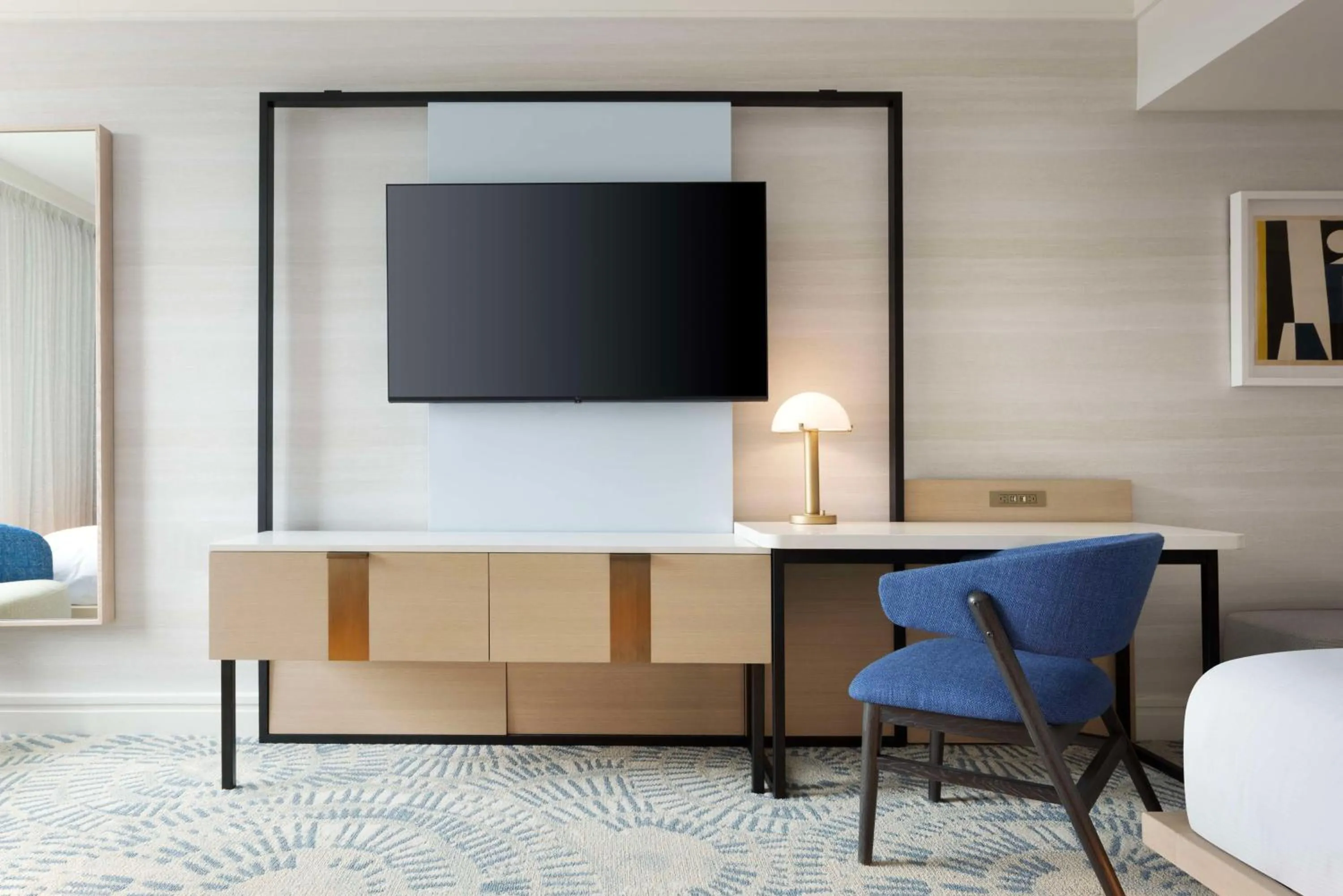 Queen Room with Two Queen Beds in The Highland Dallas, Curio Collection by Hilton