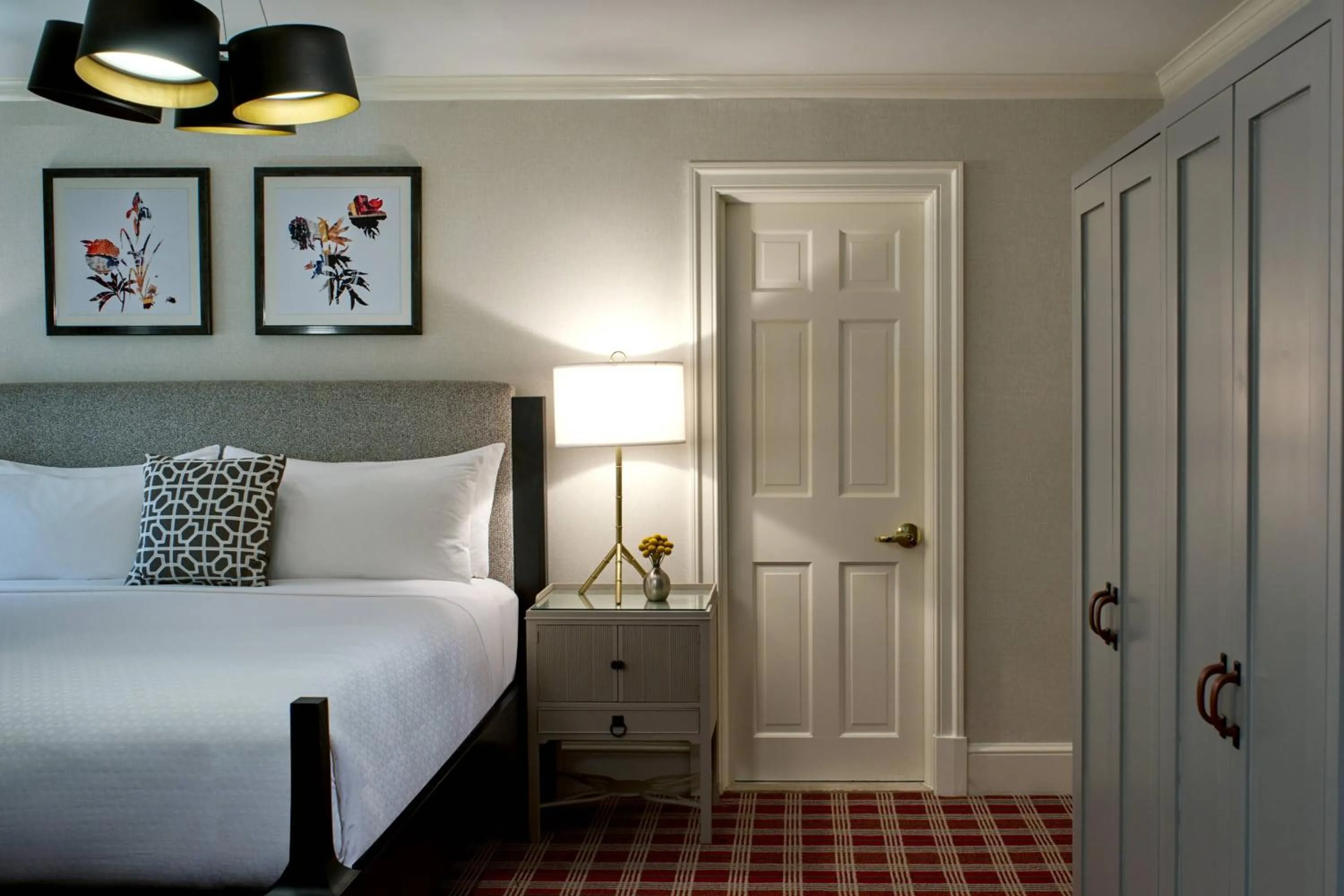 Illustrator's Queen, Guest room, 1 Queen, Ground floor in Morrison House Old Town Alexandria, Autograph Collection