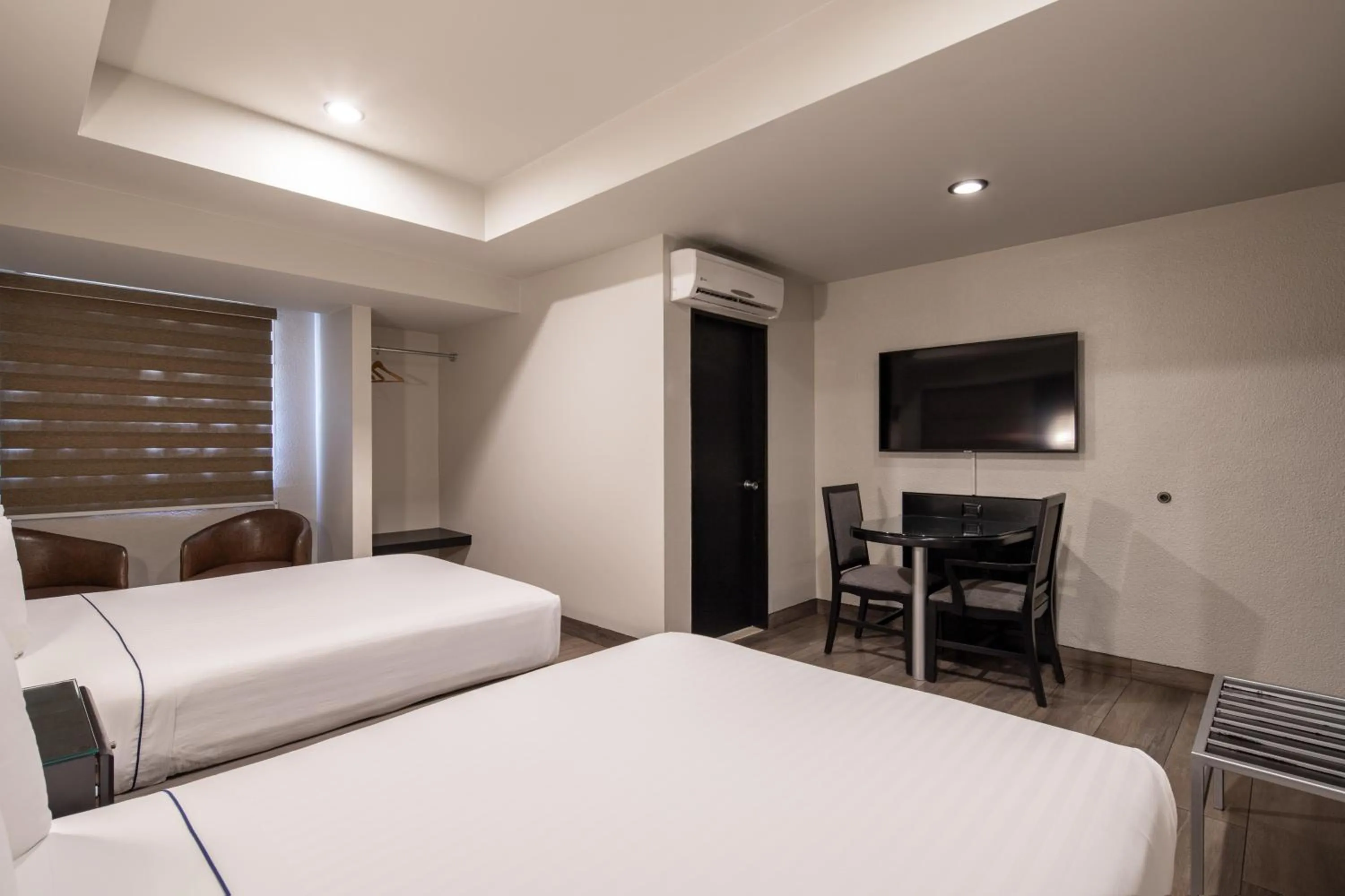 Comfort Triple Room in Hotel Astor Tijuana