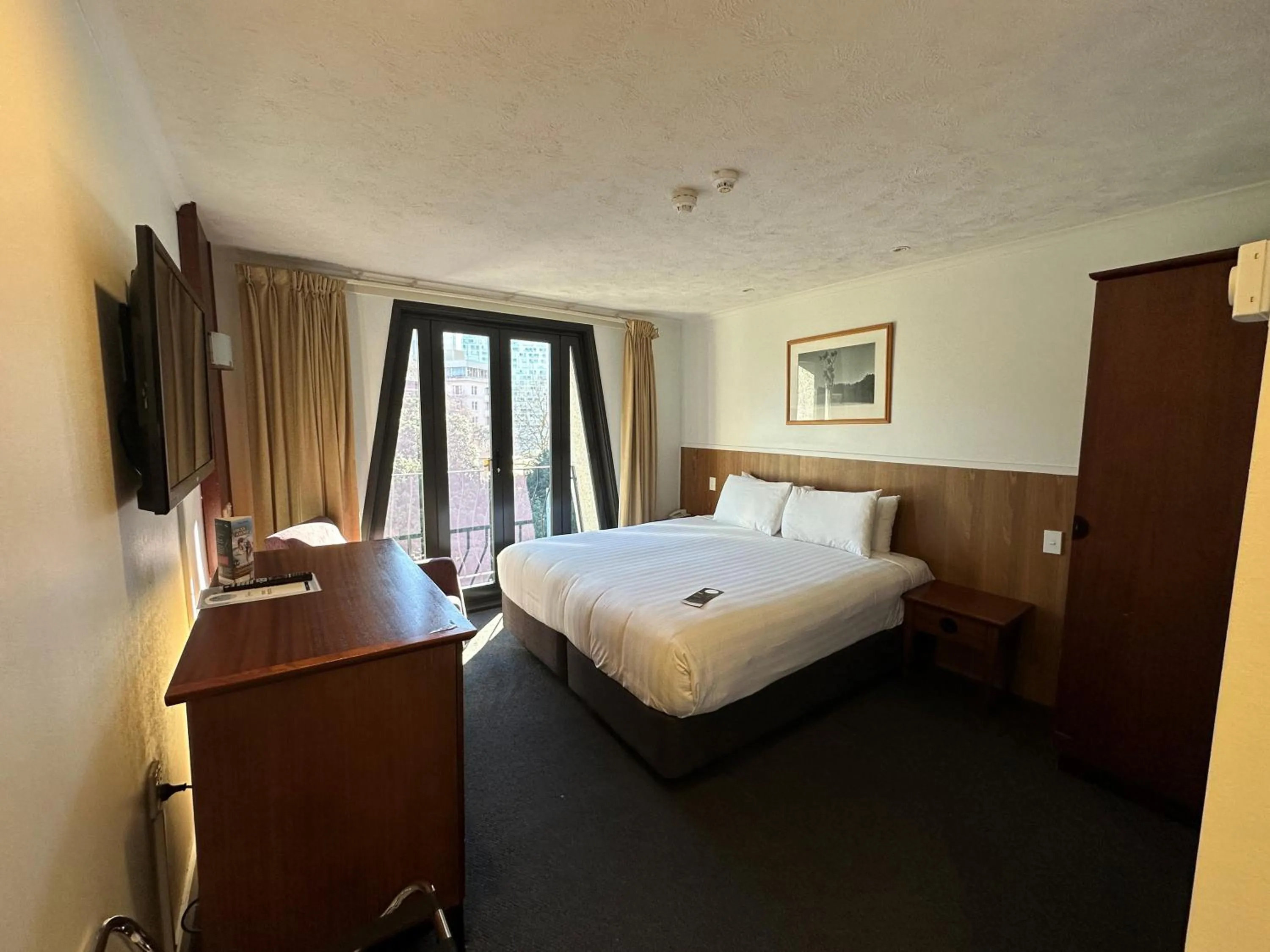 Superior Accessible 1 King or 2 Singles in Copthorne Hotel Auckland City