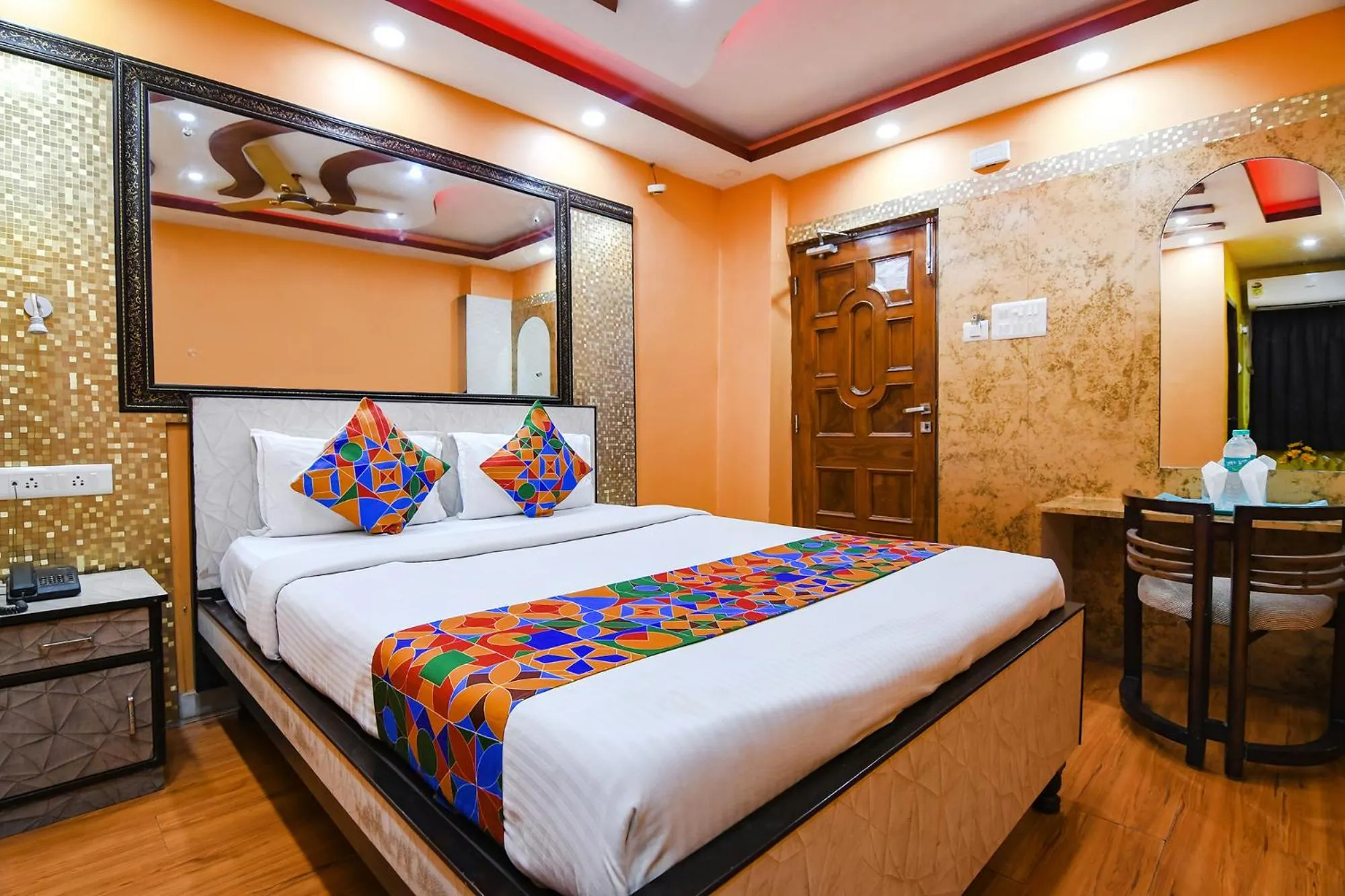 FabHotel Wild Orchid - 800m from Medica Superspecialty Hospital