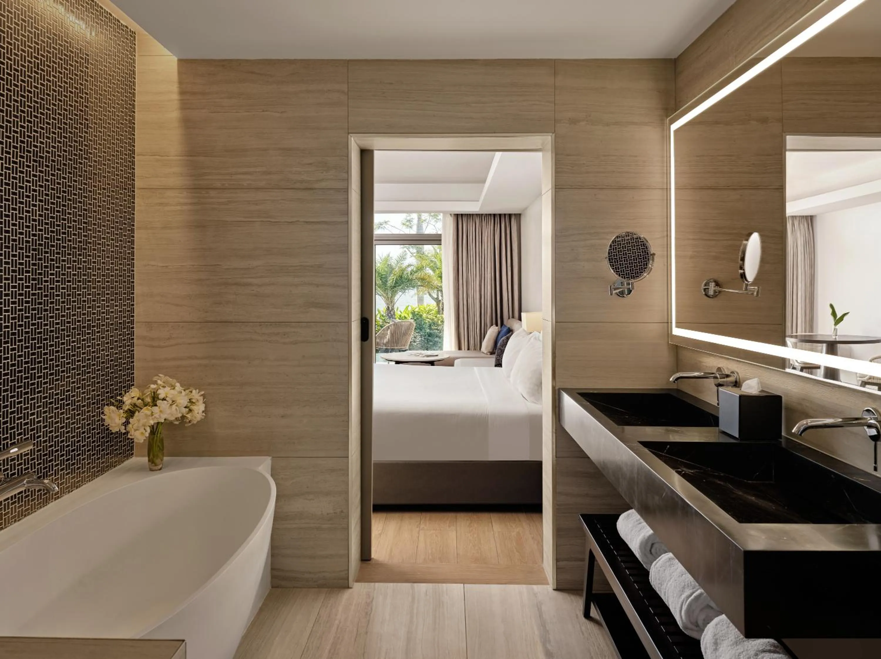 Junior Corner King Suite with Ocean View in Crowne Plaza Fiji Nadi Bay Resort & Spa by IHG