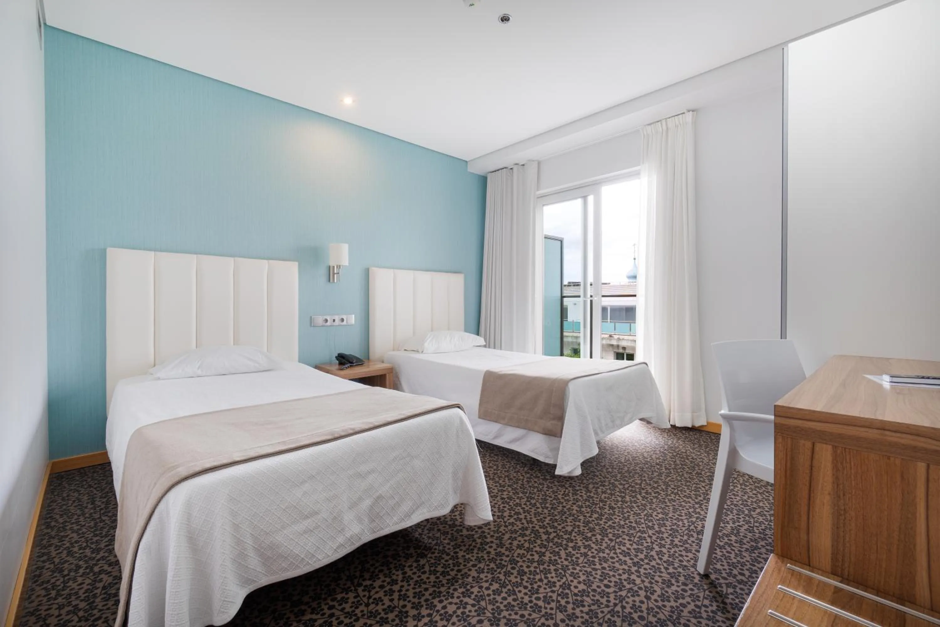 Twin Room with Balcony in Hotel Azinheira by RIDAN Hotels