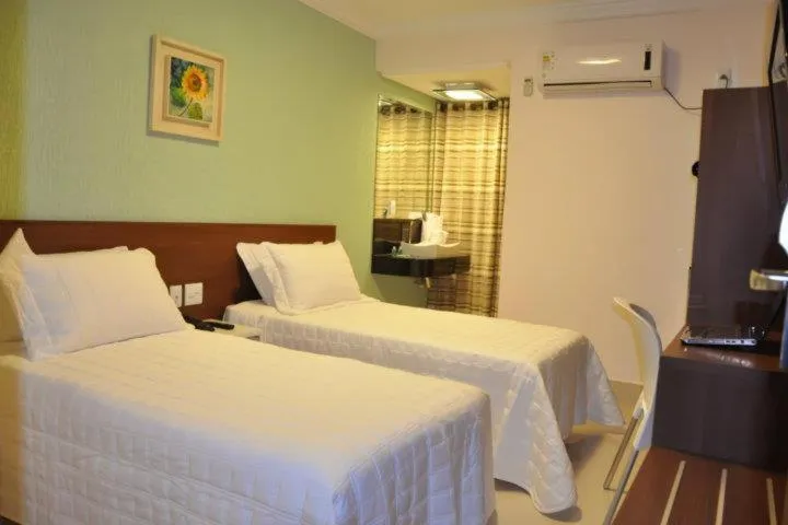 Deluxe Suite in Hotel Saron