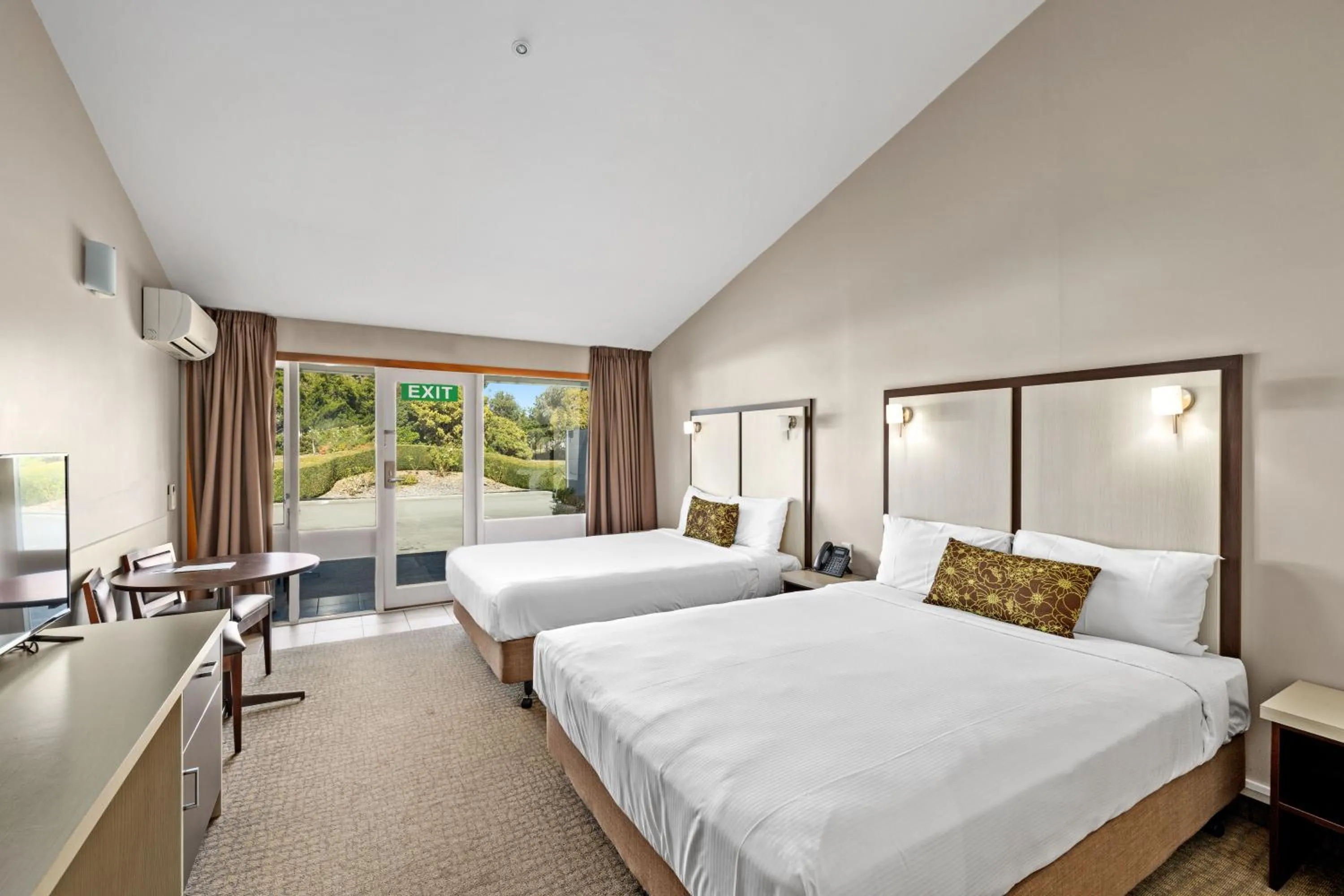 Standard Double or Twin Room in Copthorne Solway Park, Wairarapa