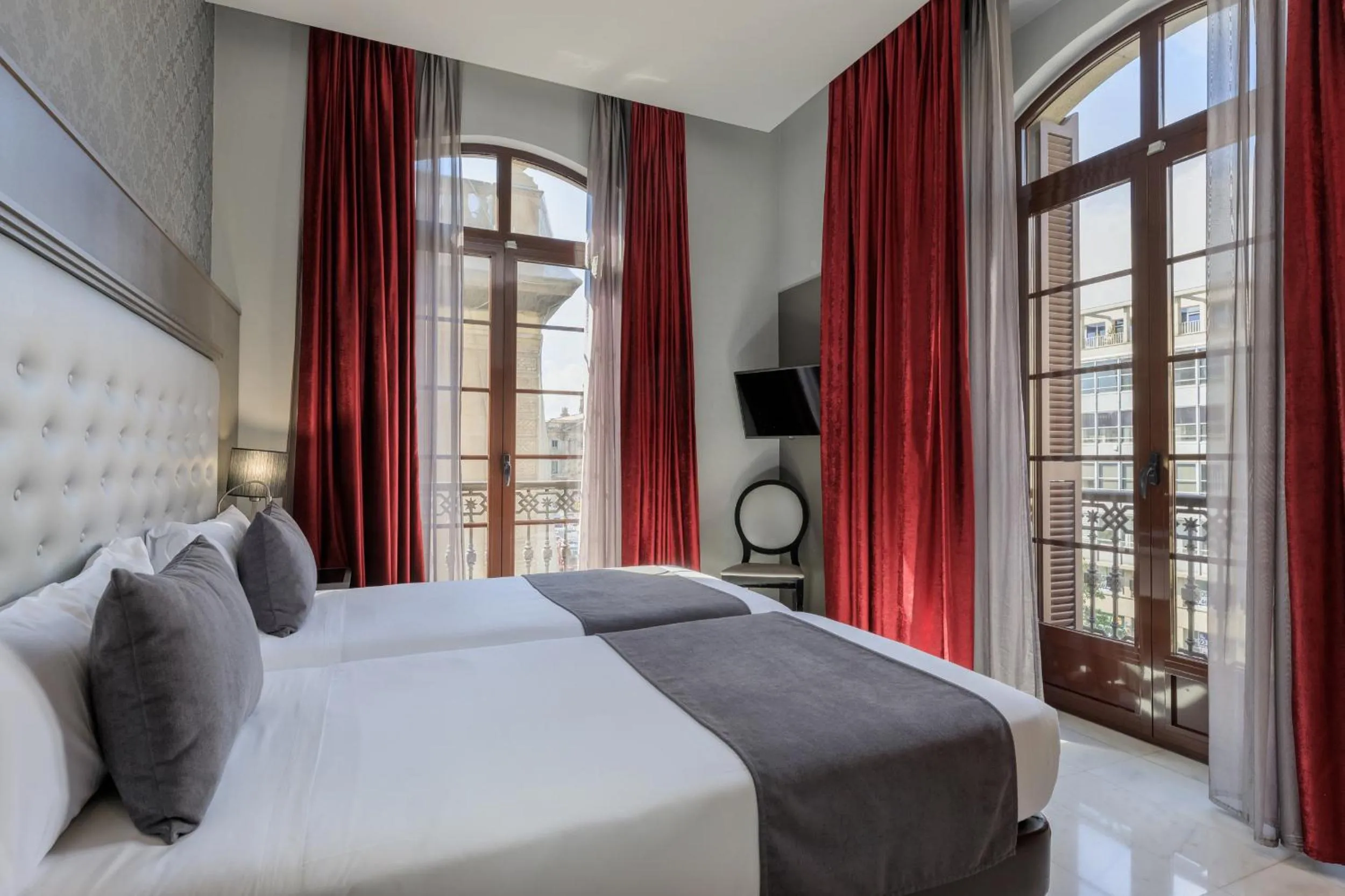 Superior Double or Twin Room in Hotel Ciutadella Barcelona