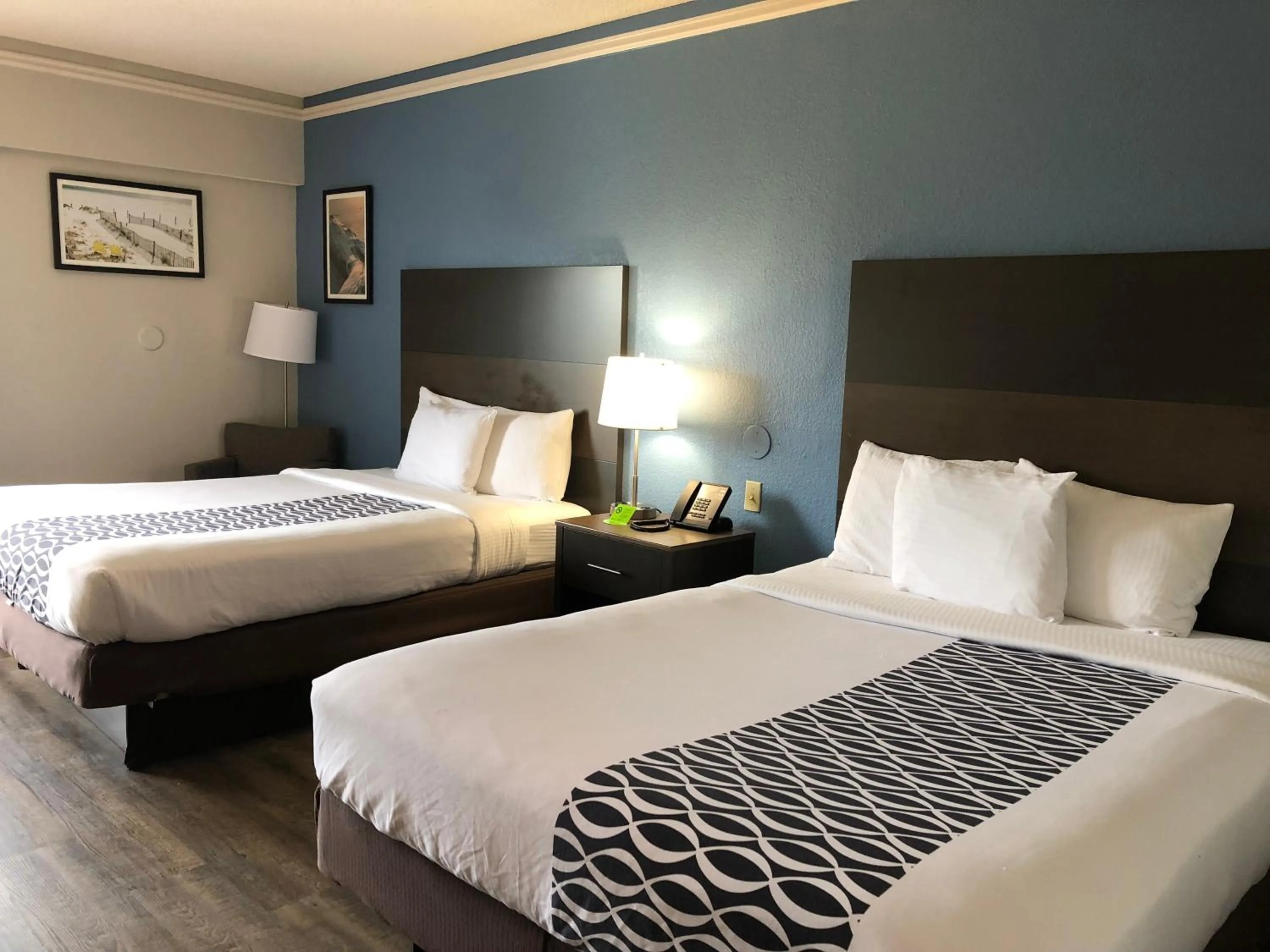 Queen Room with Two Queen Beds - Non-Smoking in La Quinta by Wyndham PCB Coastal Palms