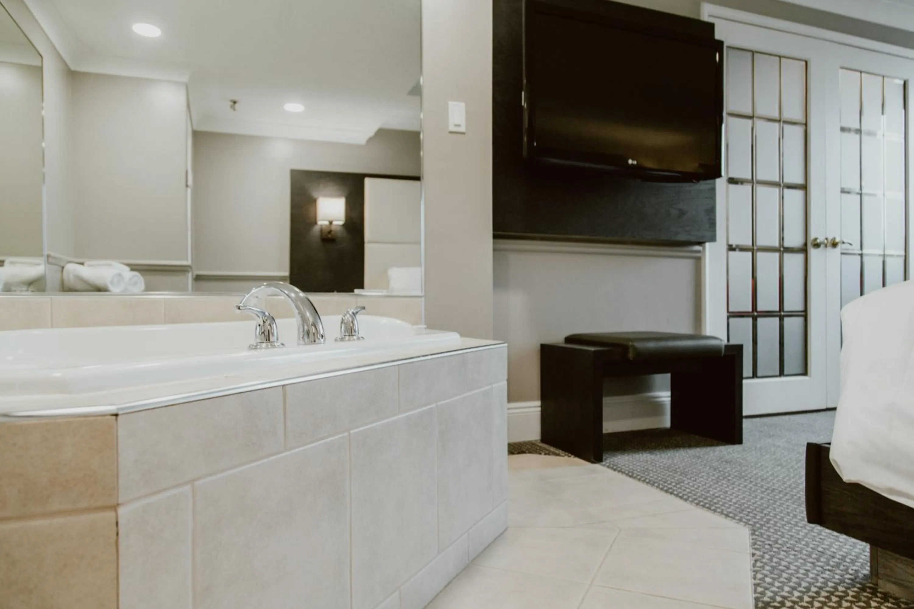 One-Bedroom Suite with River View in Crowne Plaza Fredericton Lord Beaverbrook by IHG