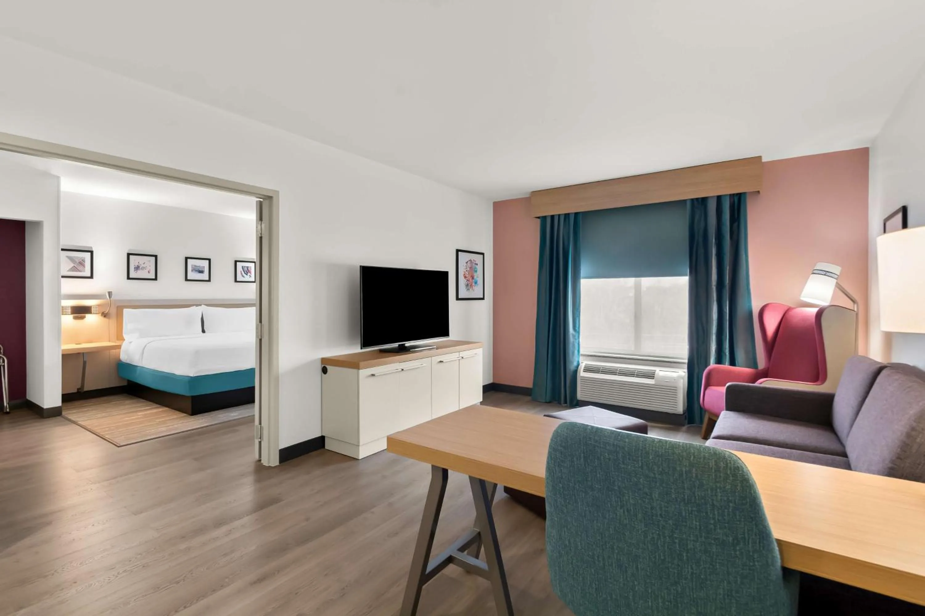 Executive King Suite with Sofabed in Hilton Garden Inn Lexington Georgetown