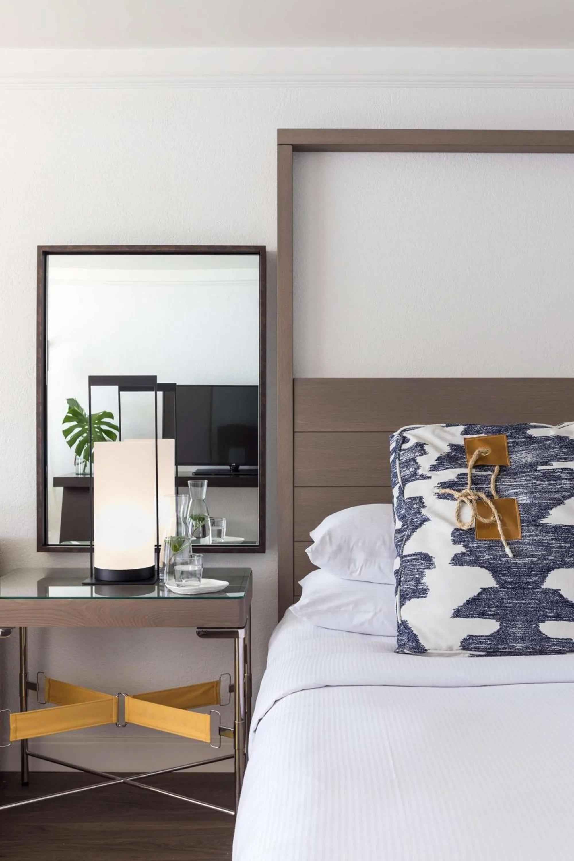 King Room with Partial Waterfront View in Baker's Cay Resort Key Largo, Curio Collection By Hilton