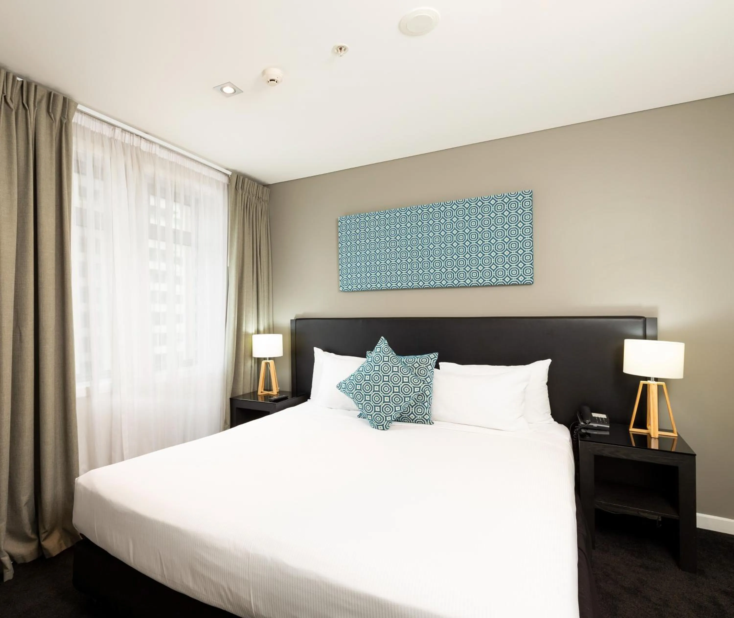 One-Bedroom Apartment in Oaks Auckland Hotel