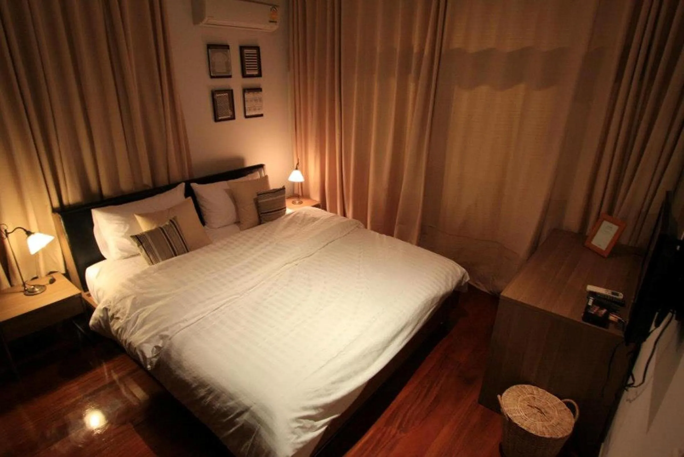 Deluxe Double Room in House 23 Guesthouse
