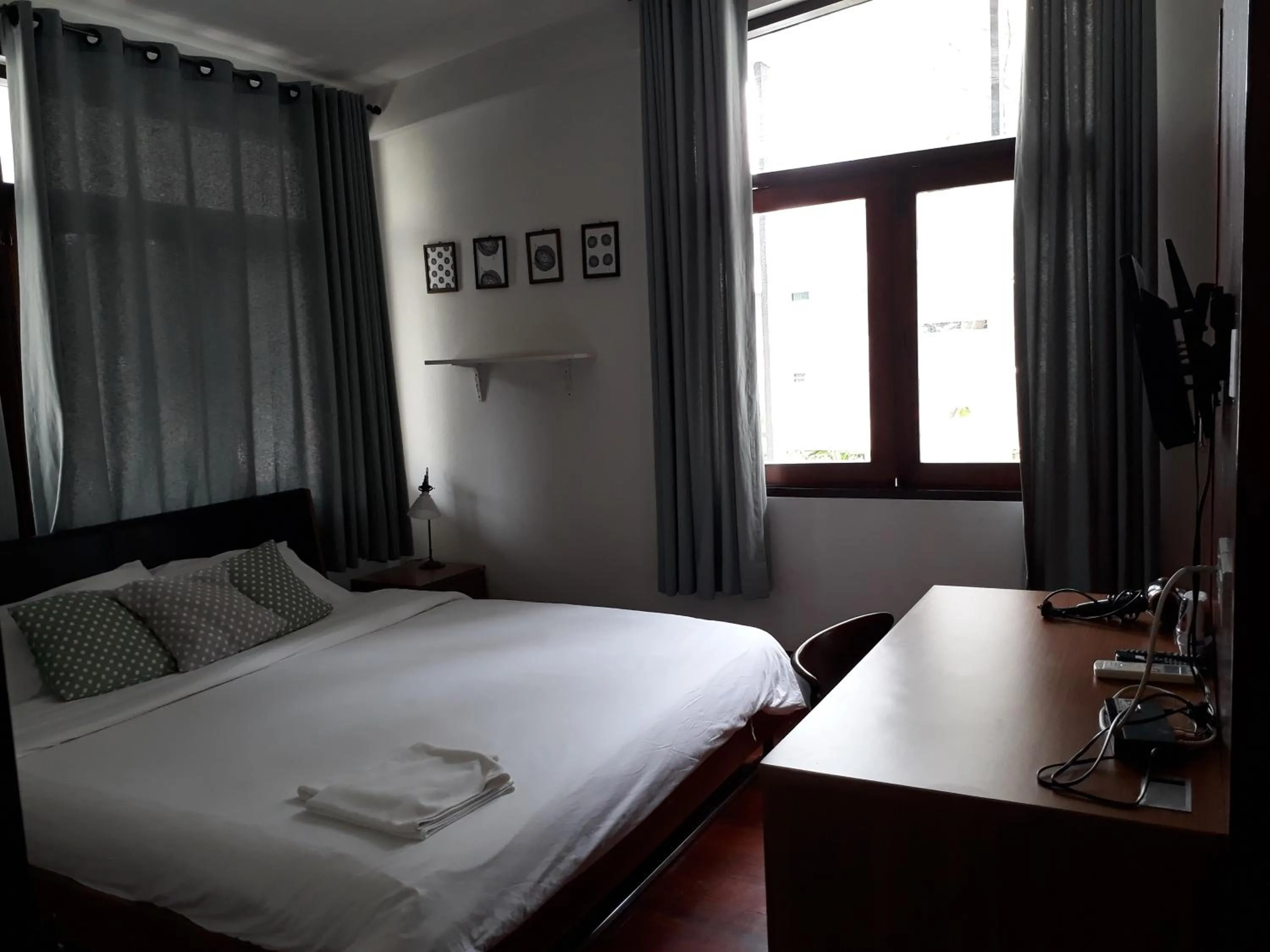 Double Room with Private External Bathroom in House 23 Guesthouse