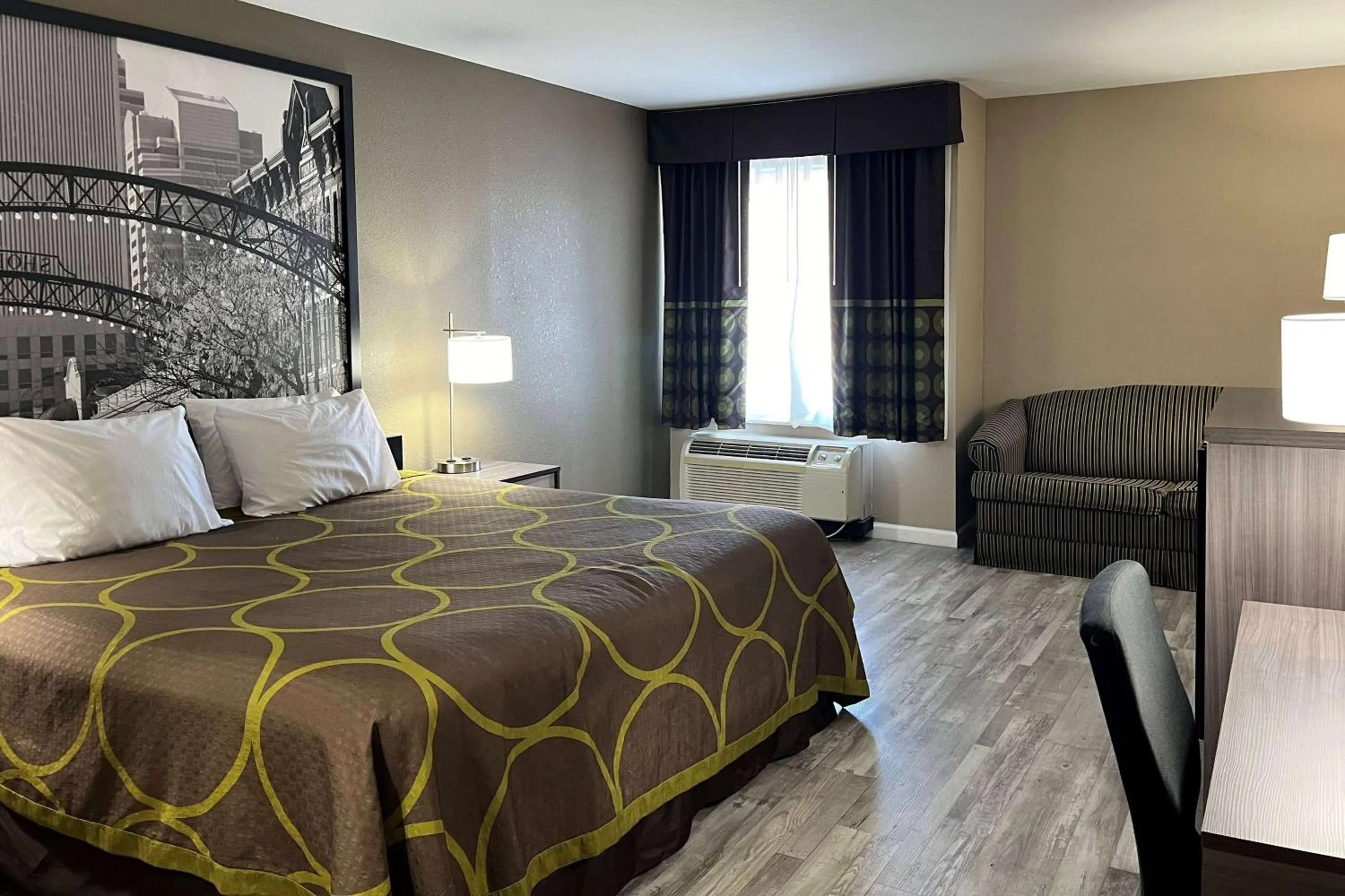 King Room - Non-Smoking in Super 8 by Wyndham Harrison OH