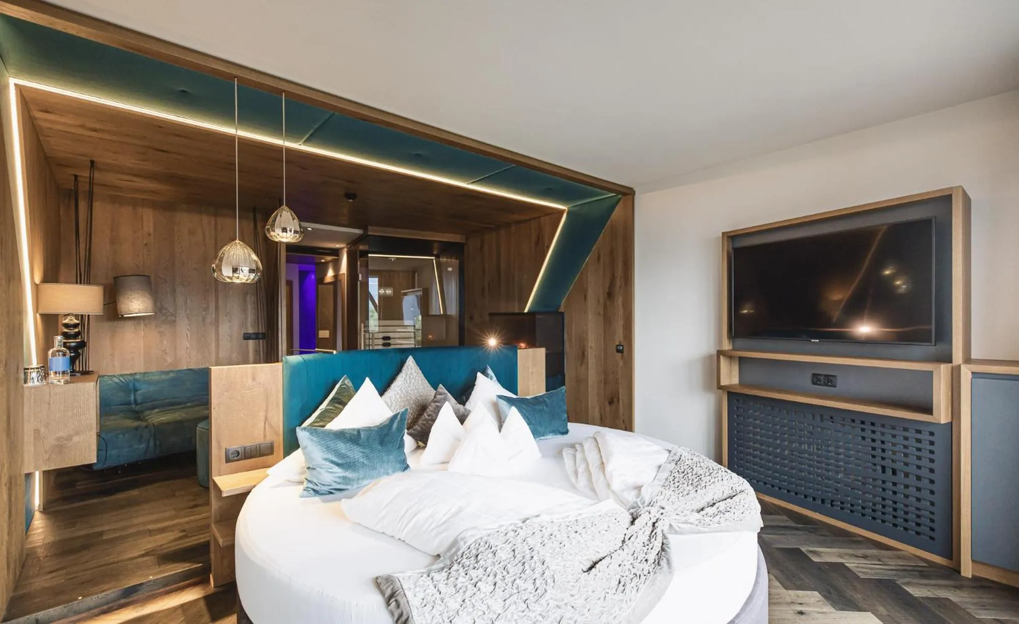 Deluxe Suite in Terentnerhof 4*S active & lifestyle hotel