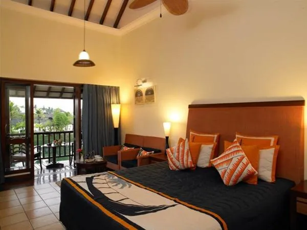 Deluxe Double or Twin Room with Lagoon View - single occupancy in The Zuri Kumarakom Kerala Resort & Spa