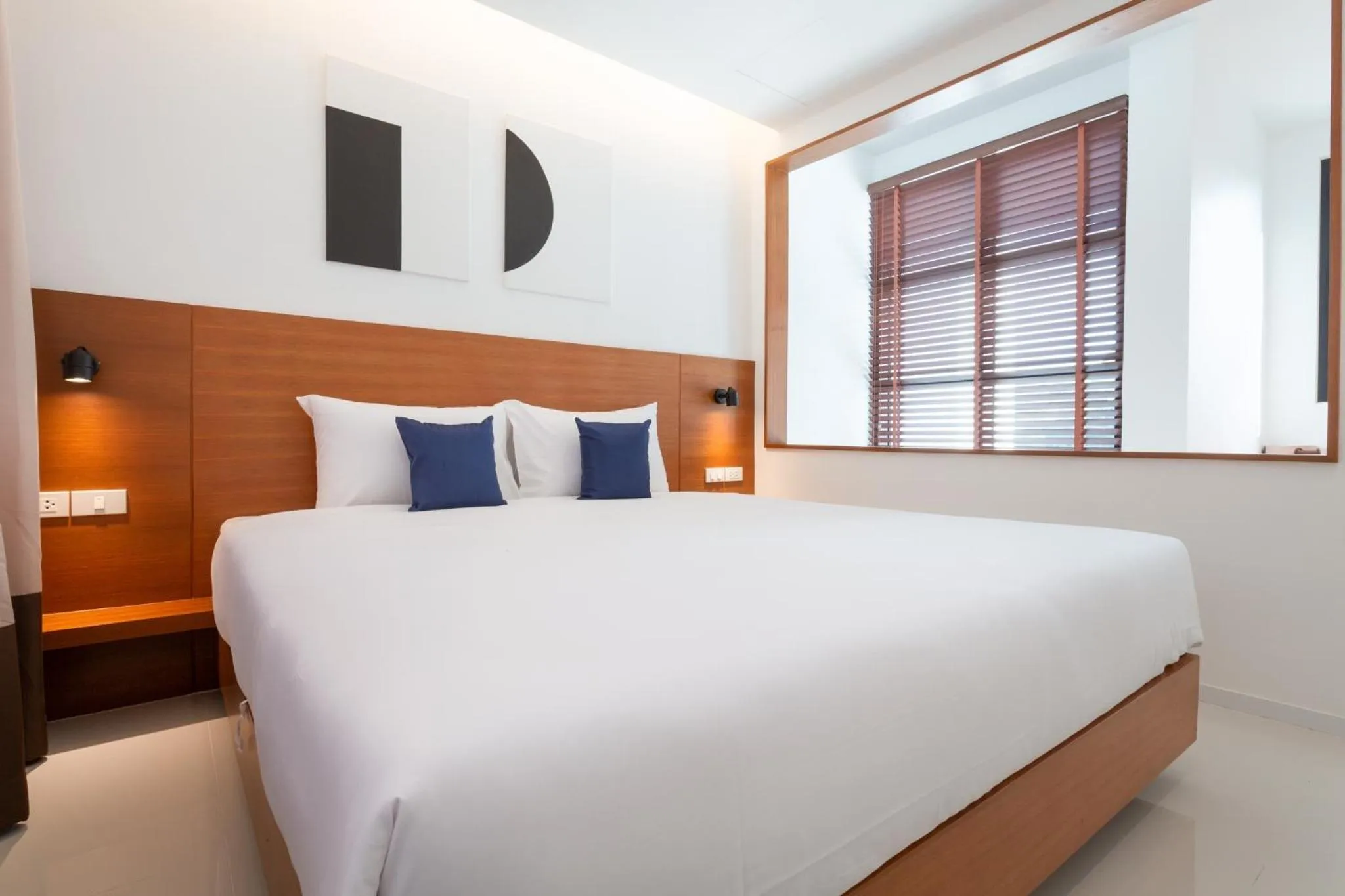 Deluxe King Room in Barayan place