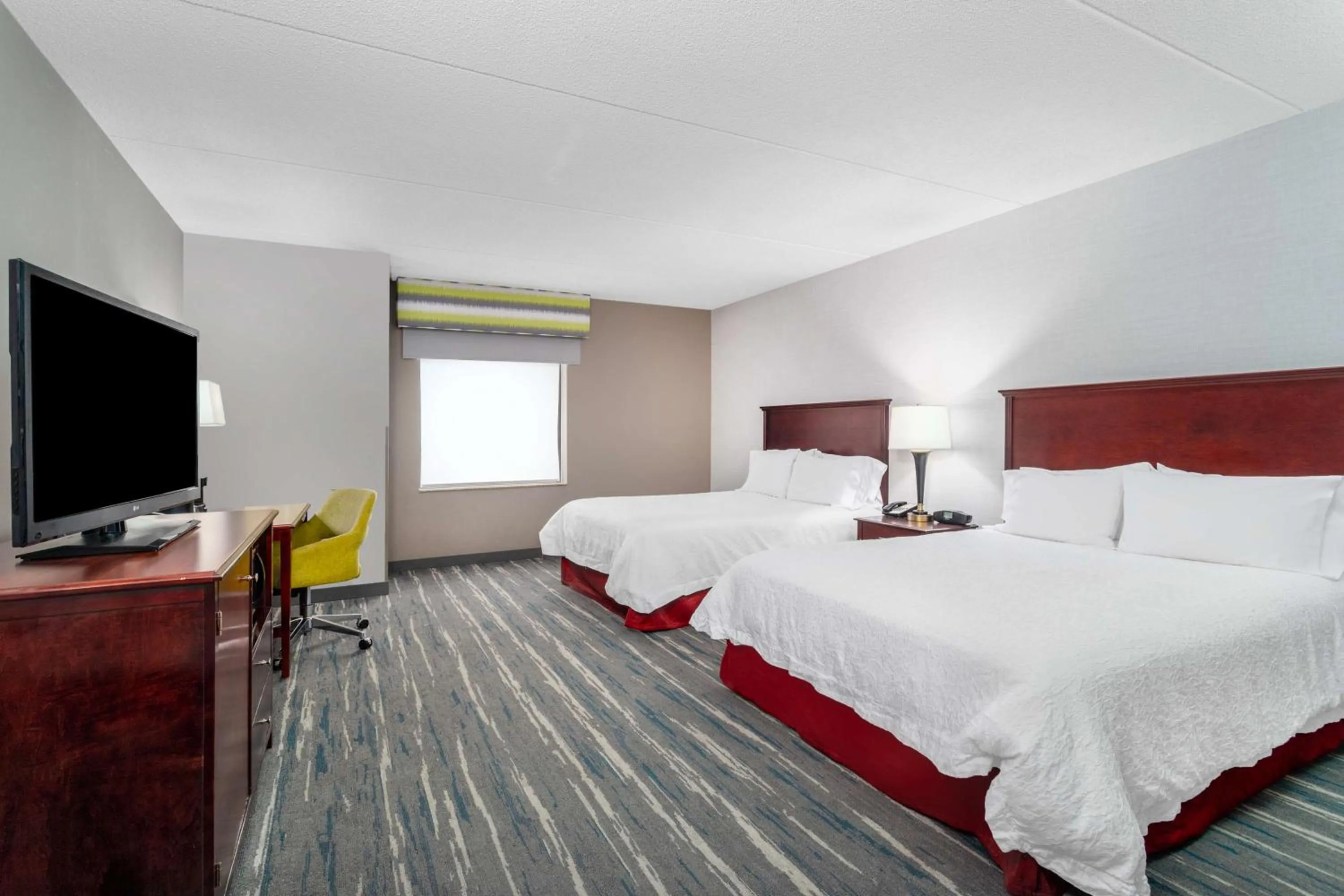 Queen Room with Two Queen Beds - Hearing Access in Hampton Inn & Suites Minneapolis St. Paul Airport - Mall of America