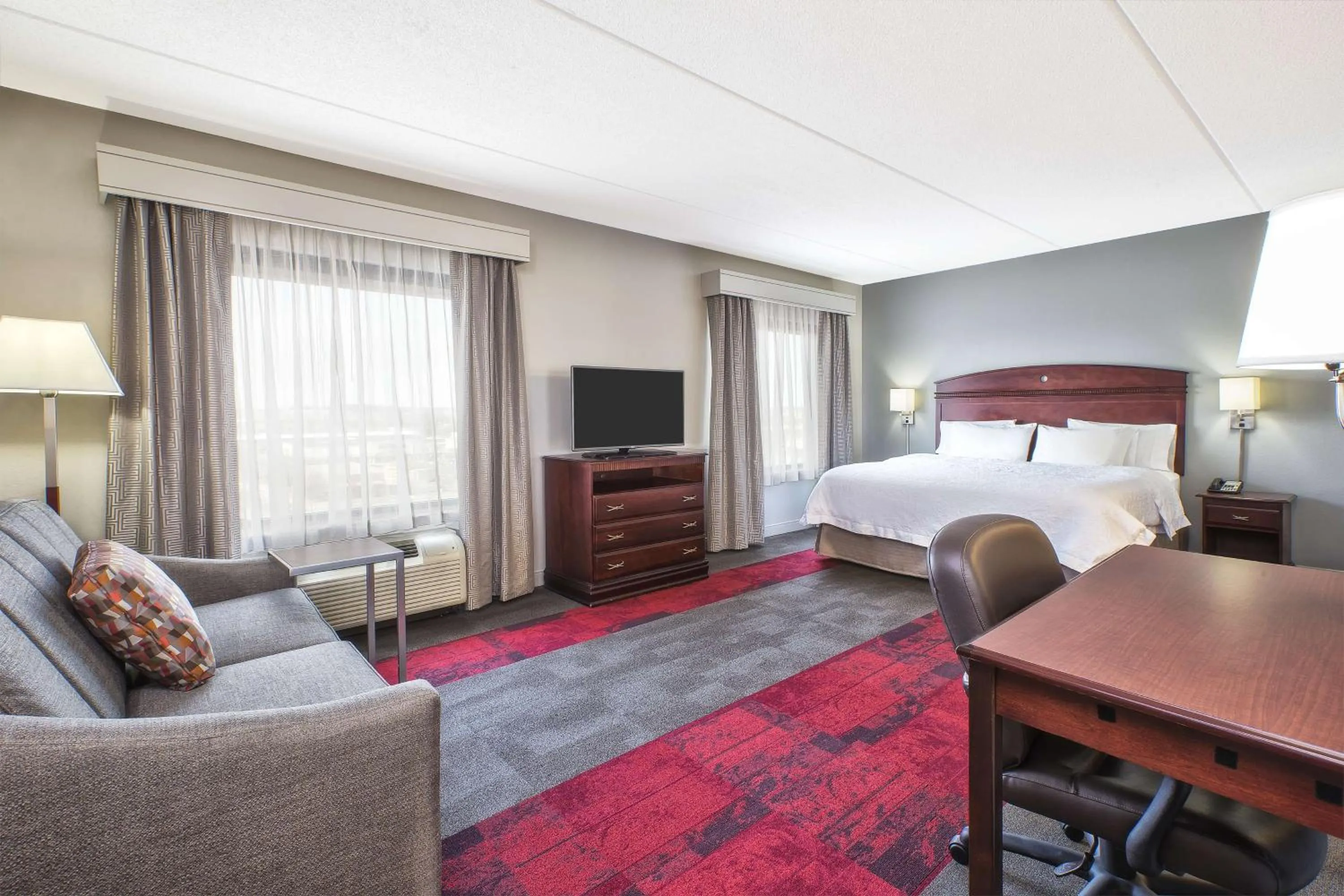 King Studio Suite - Non-Smoking in Hampton Inn & Suites Madison - West