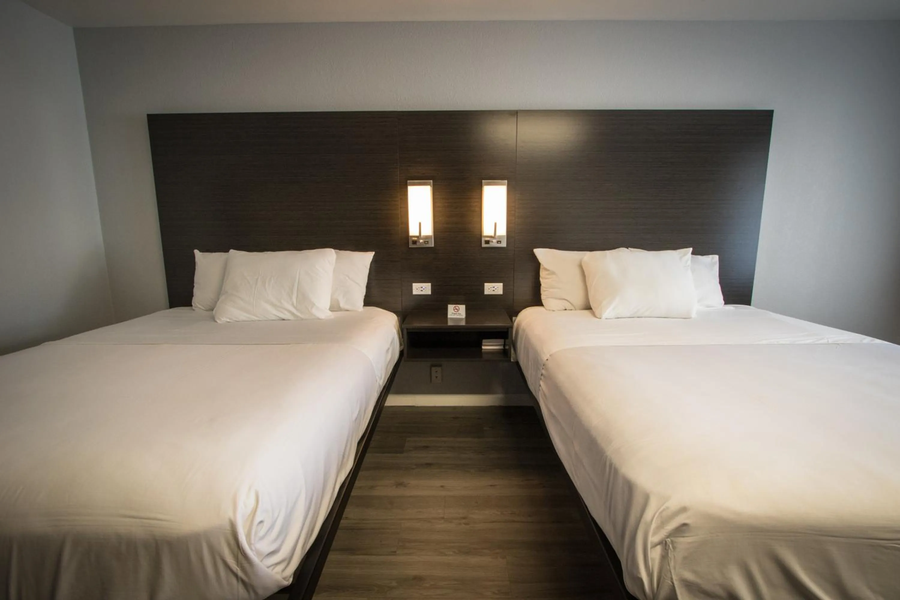 2 Queen Beds, Non-Smoking in Envi Boutique Hotel Henderson-Evansville South