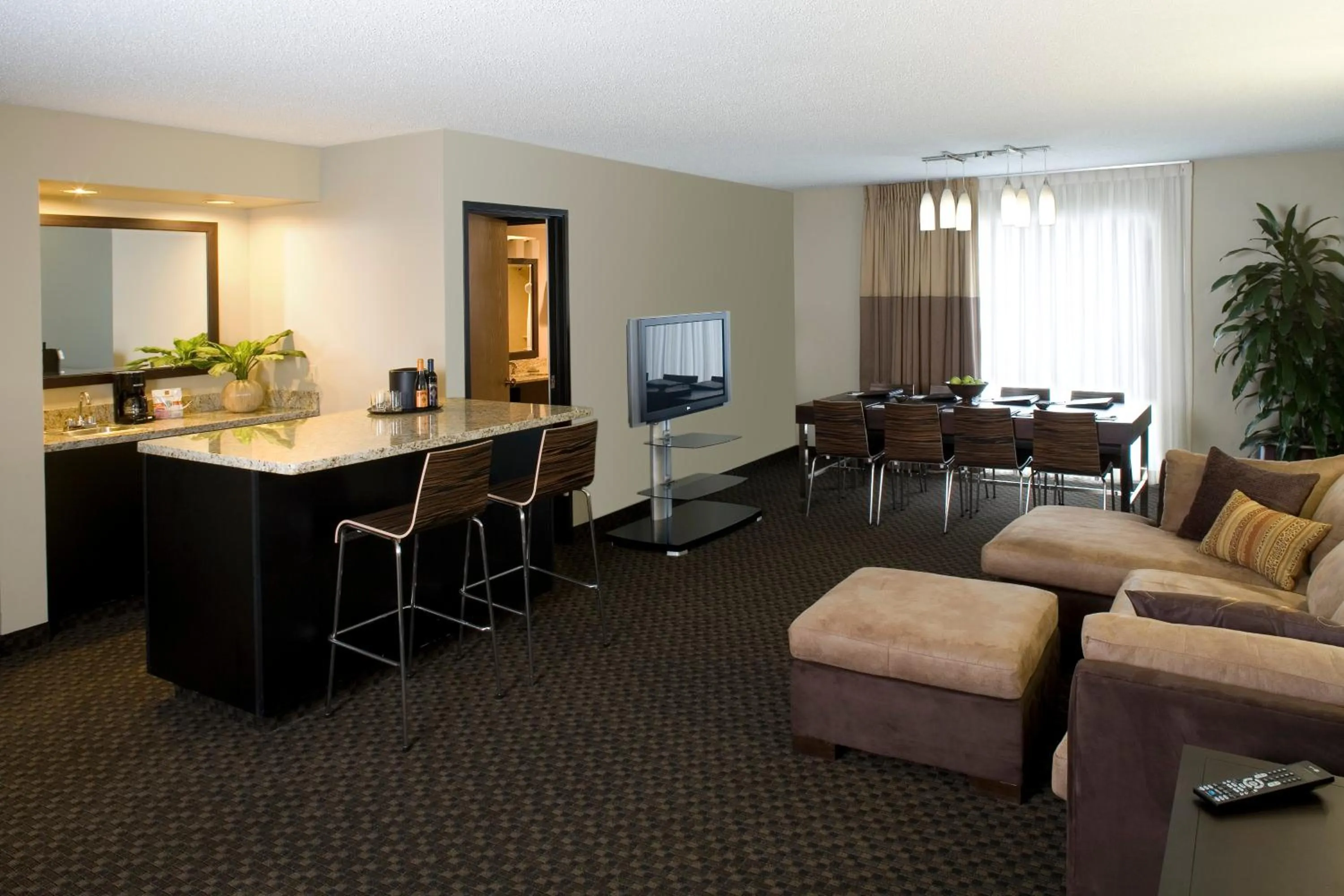 One-Bedroom Executive King Suite in Hyatt Regency Green Bay