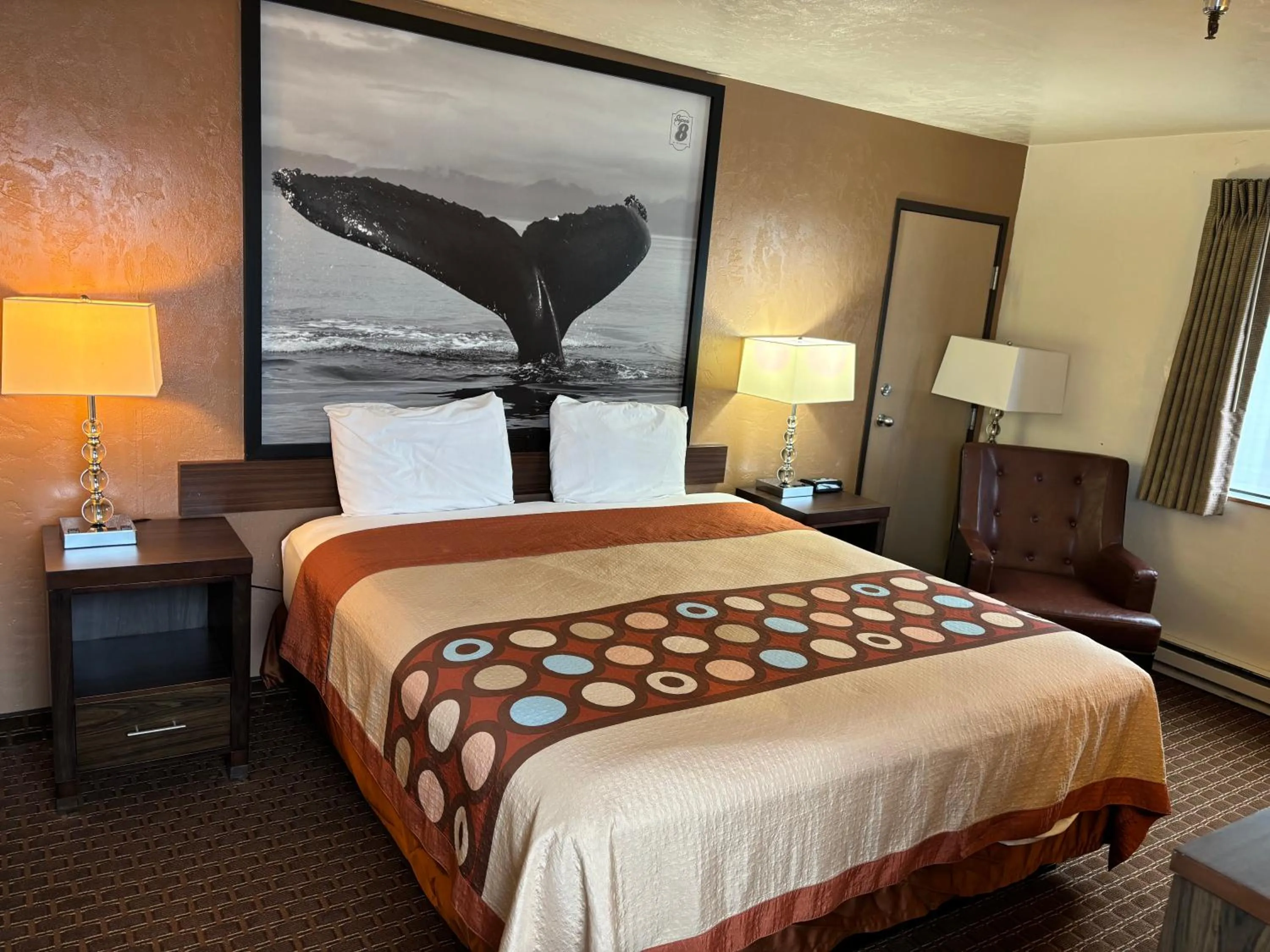 King Room with Ocean View - Non-Smoking in Super 8 by Wyndham Ketchikan