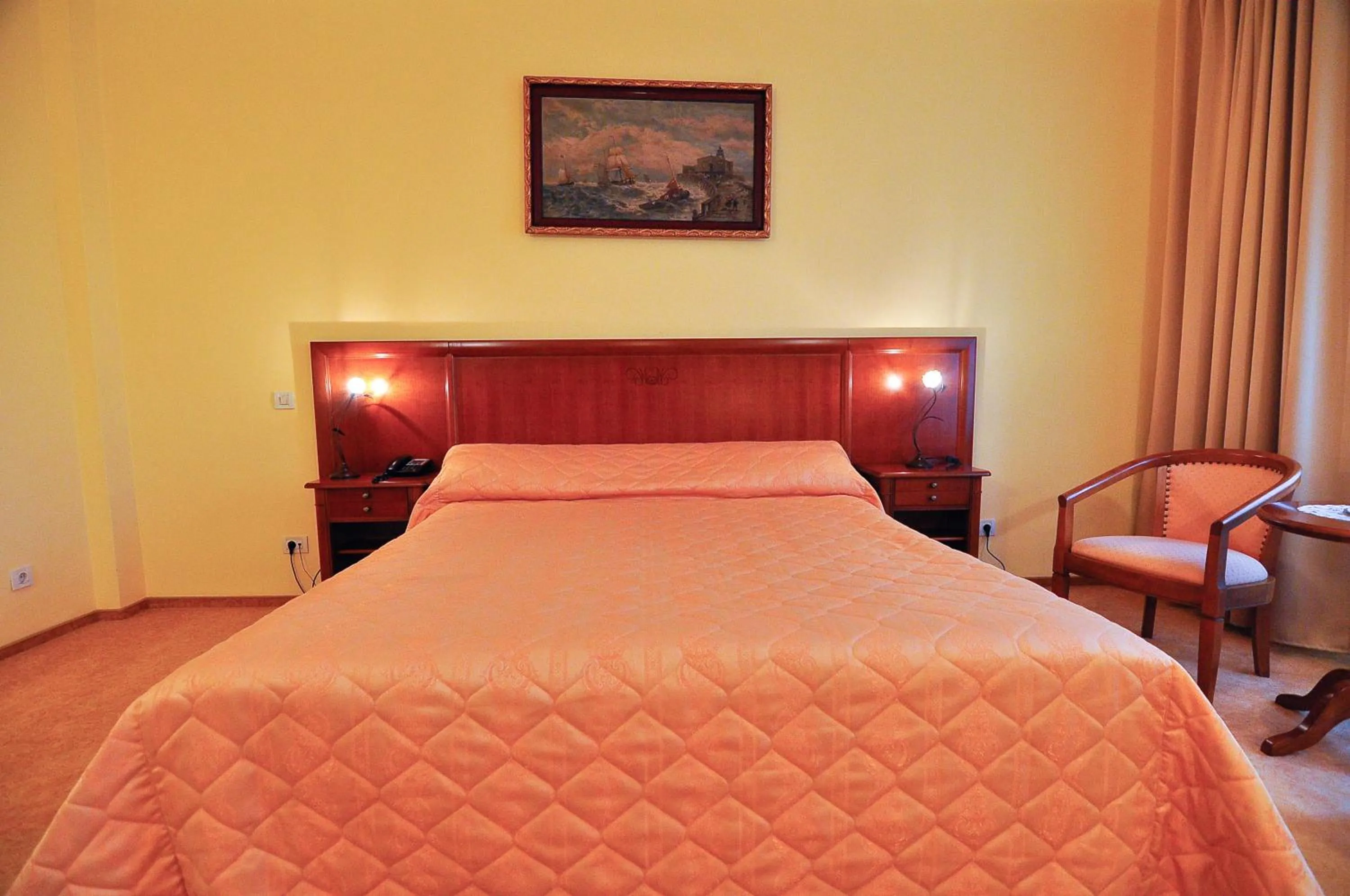 Standard Double or Twin Room in Hotel Maxim