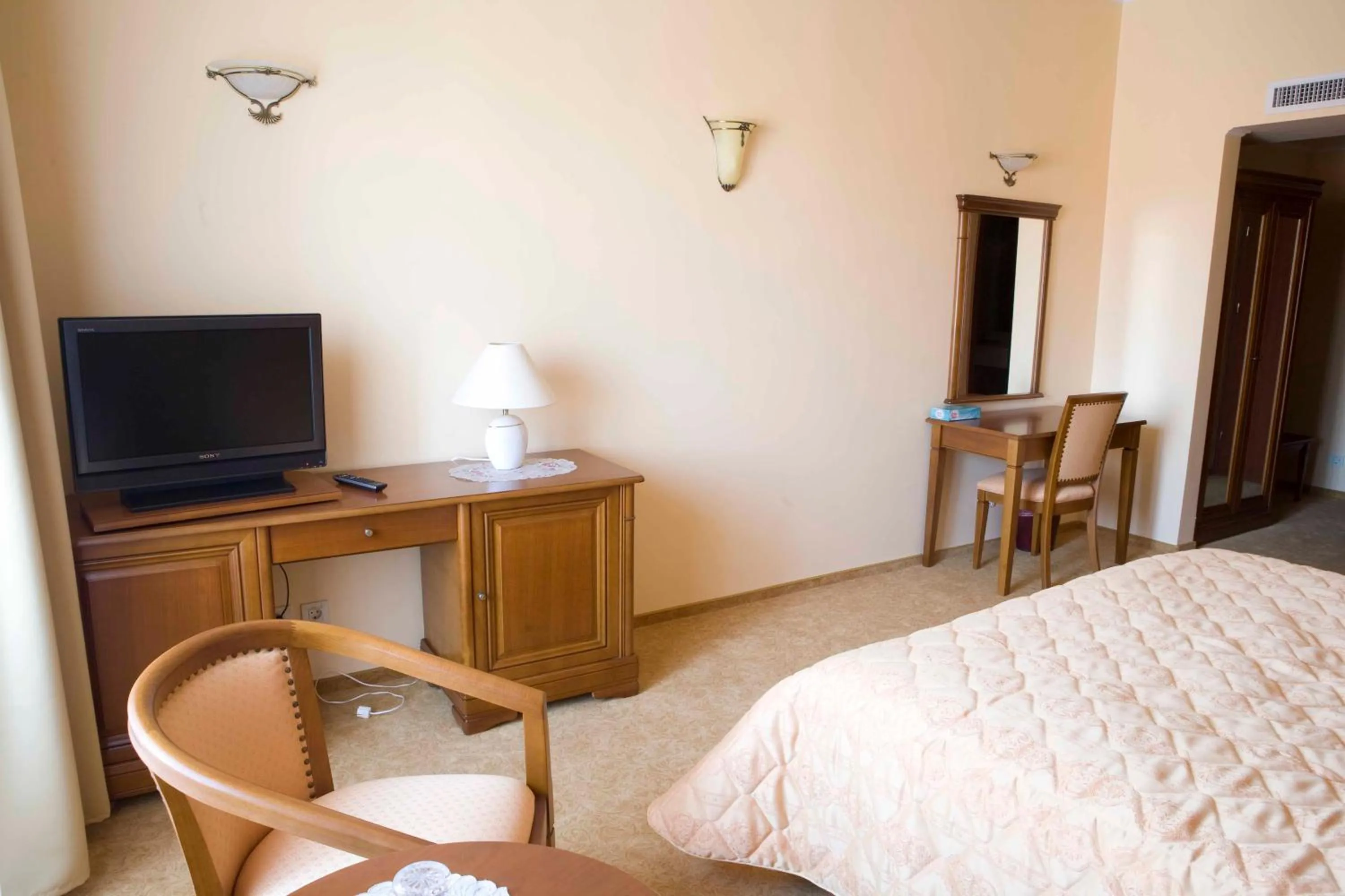 Single Room in Hotel Maxim