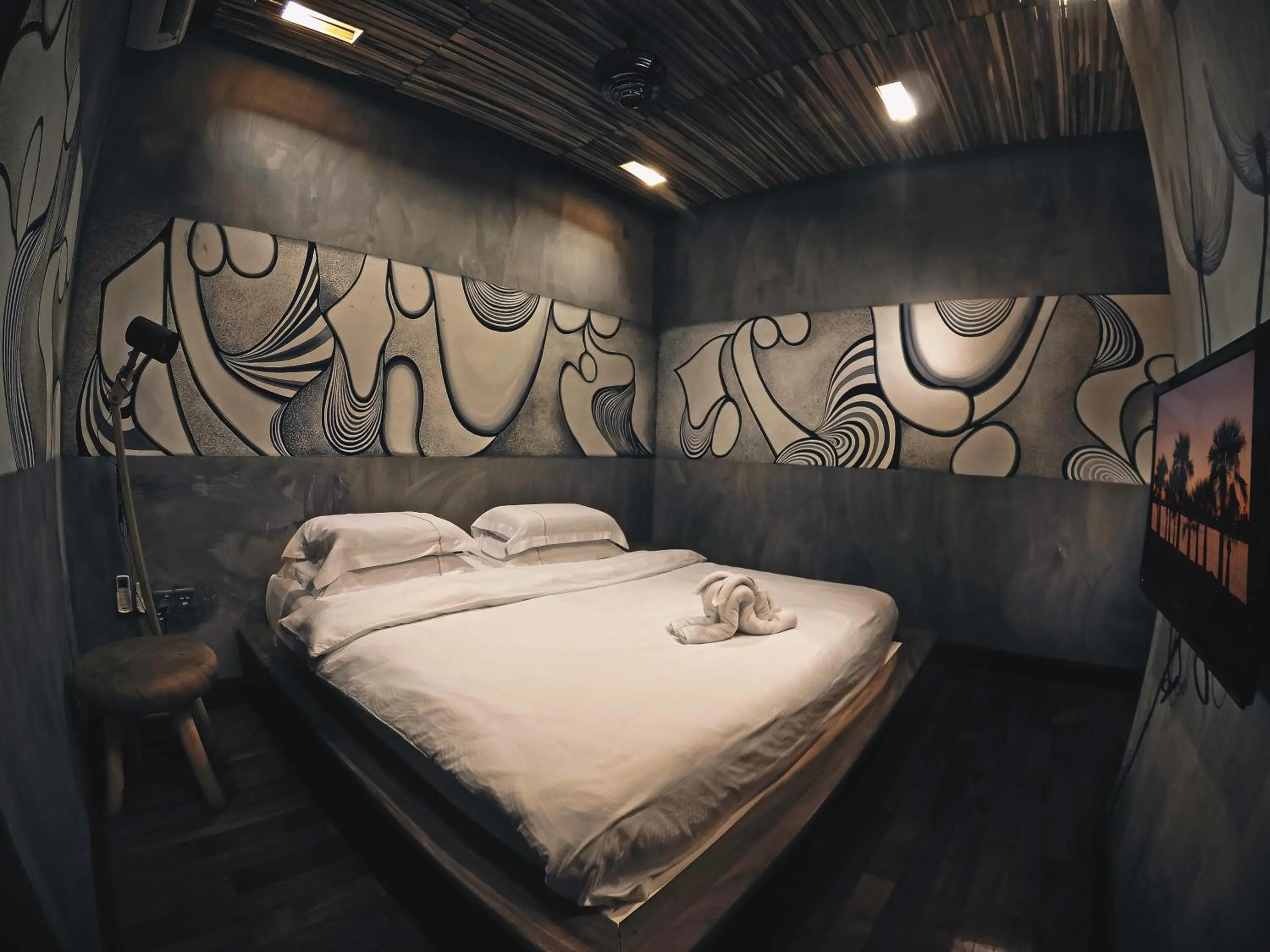 Superior King Room in The Happy 8 Retreat